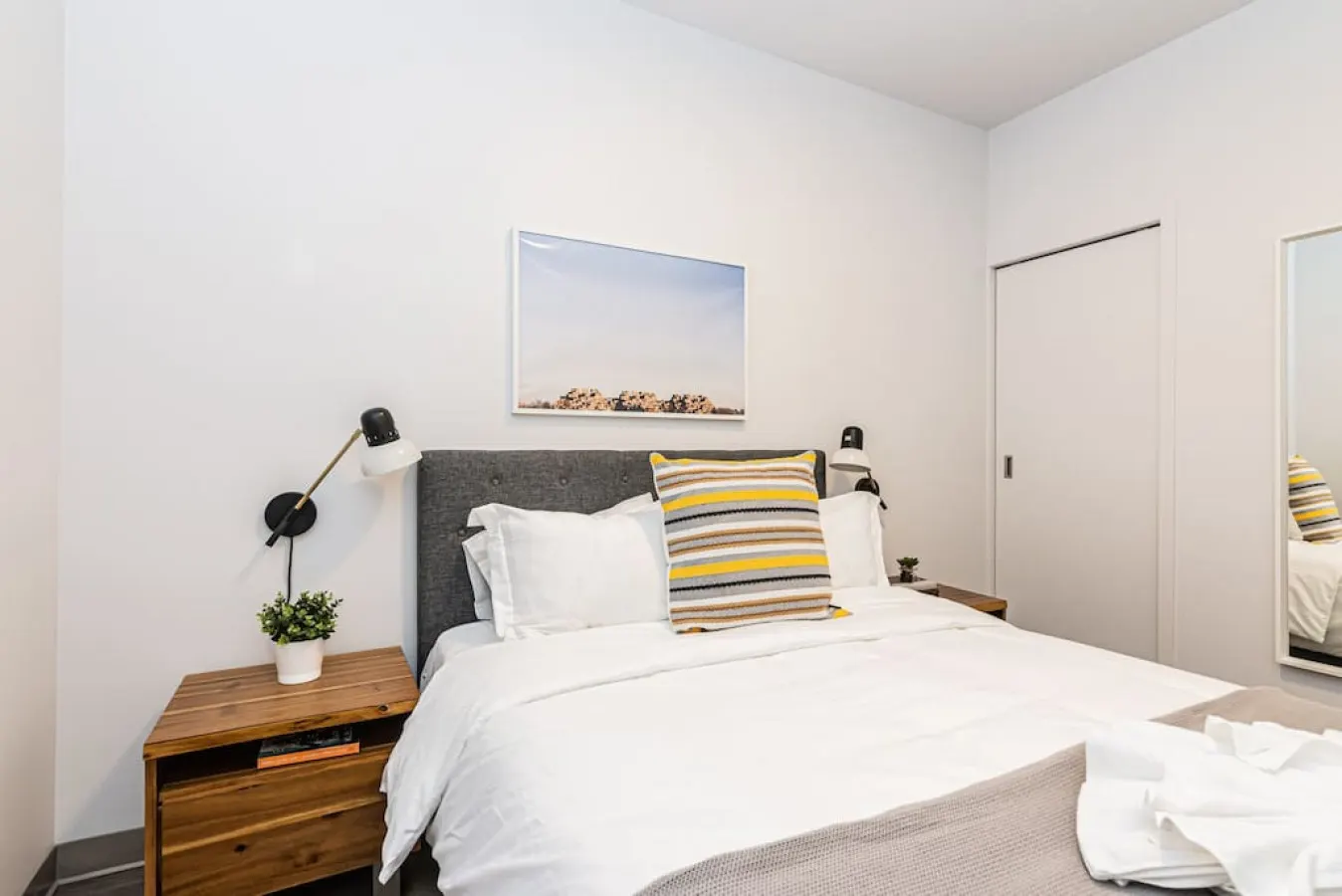 Plateau - New Urban and Well Located 1 Bedroom Apartment - Unit 5 14