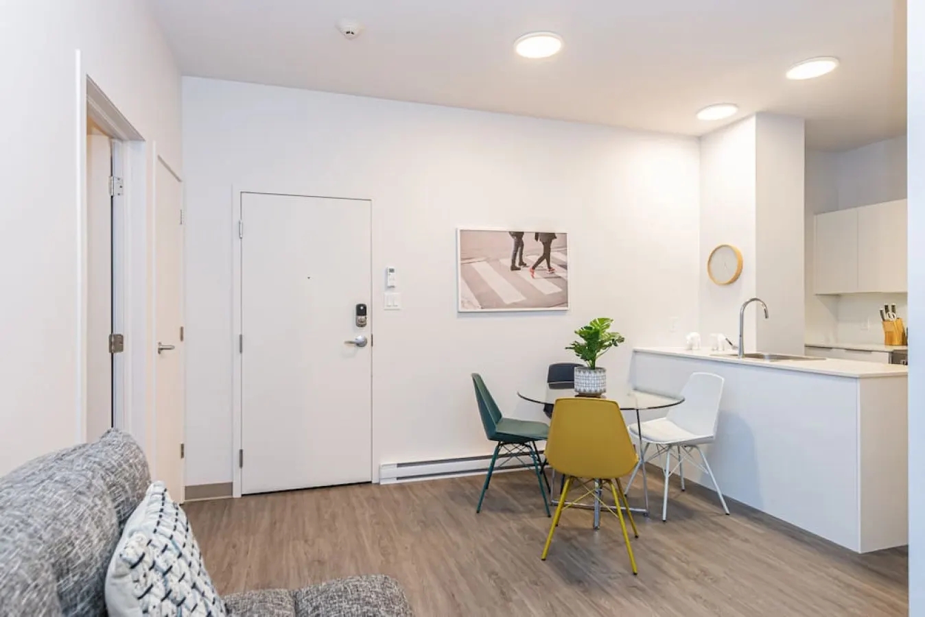 Plateau - New Urban and Well Located 1 Bedroom Apartment - Unit 5 4