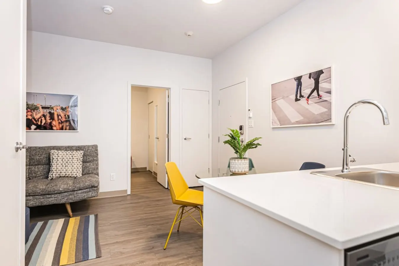 Plateau - New Urban and Well Located 1 Bedroom Apartment - Unit 5 5