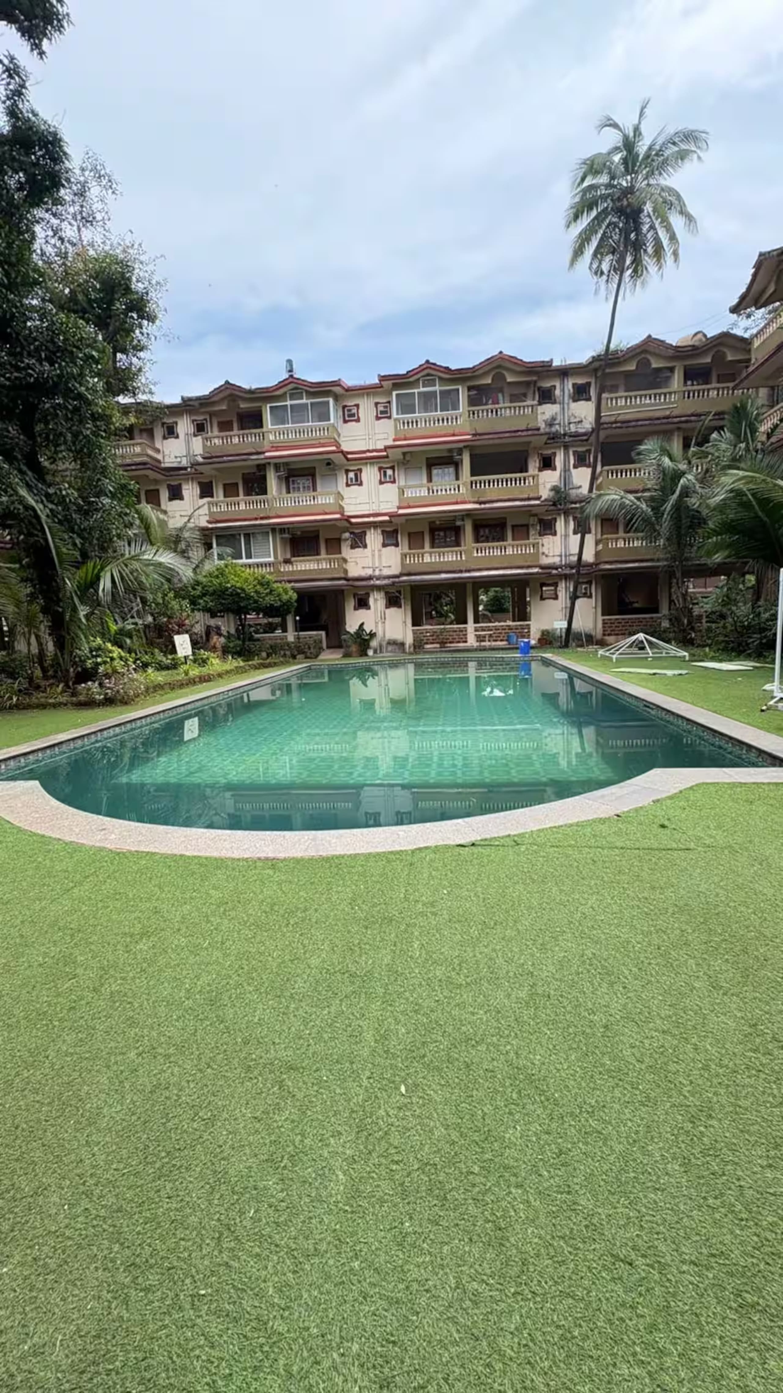 Spacious 2BHK Apt w Pool | 500m to Candolim Beach 7