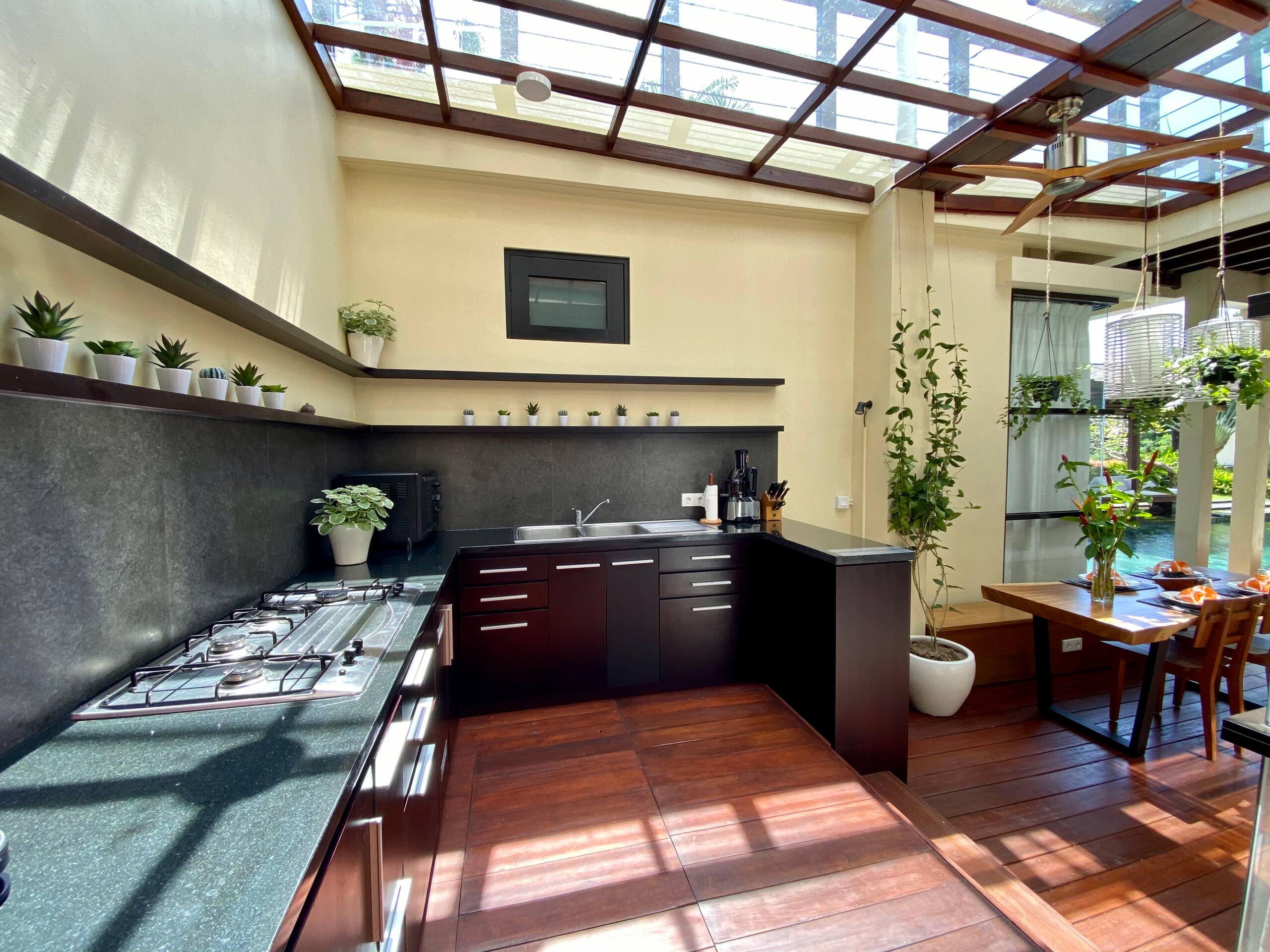 Villa Arona, 3 bedrooms - Ocean View & B'fast 10