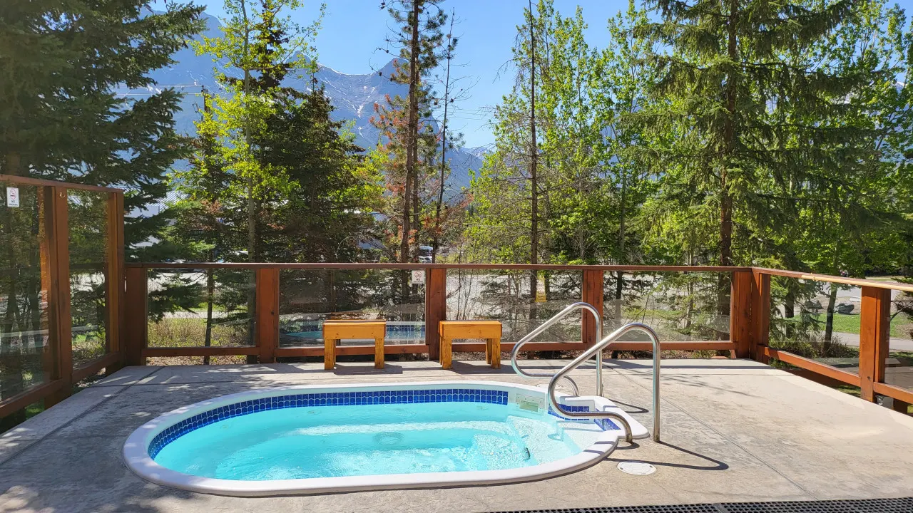⭐️InstantSuites-Romantic Mt. View Suite|Banff⭐️ — photo 4