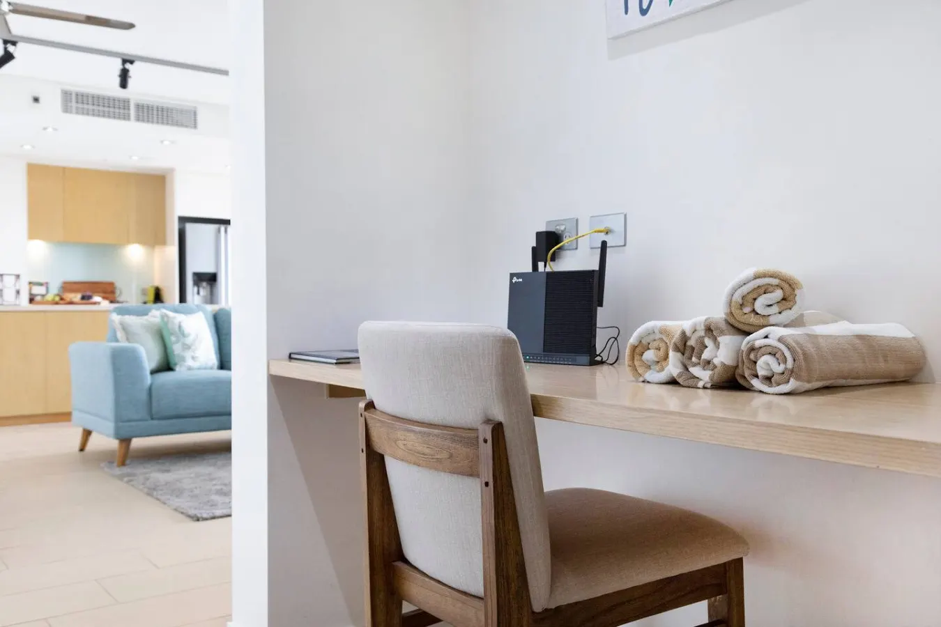 Zen Paradise ~ 2BR harbour view apt with Cruiseliner views, Waterfront Precinct 20