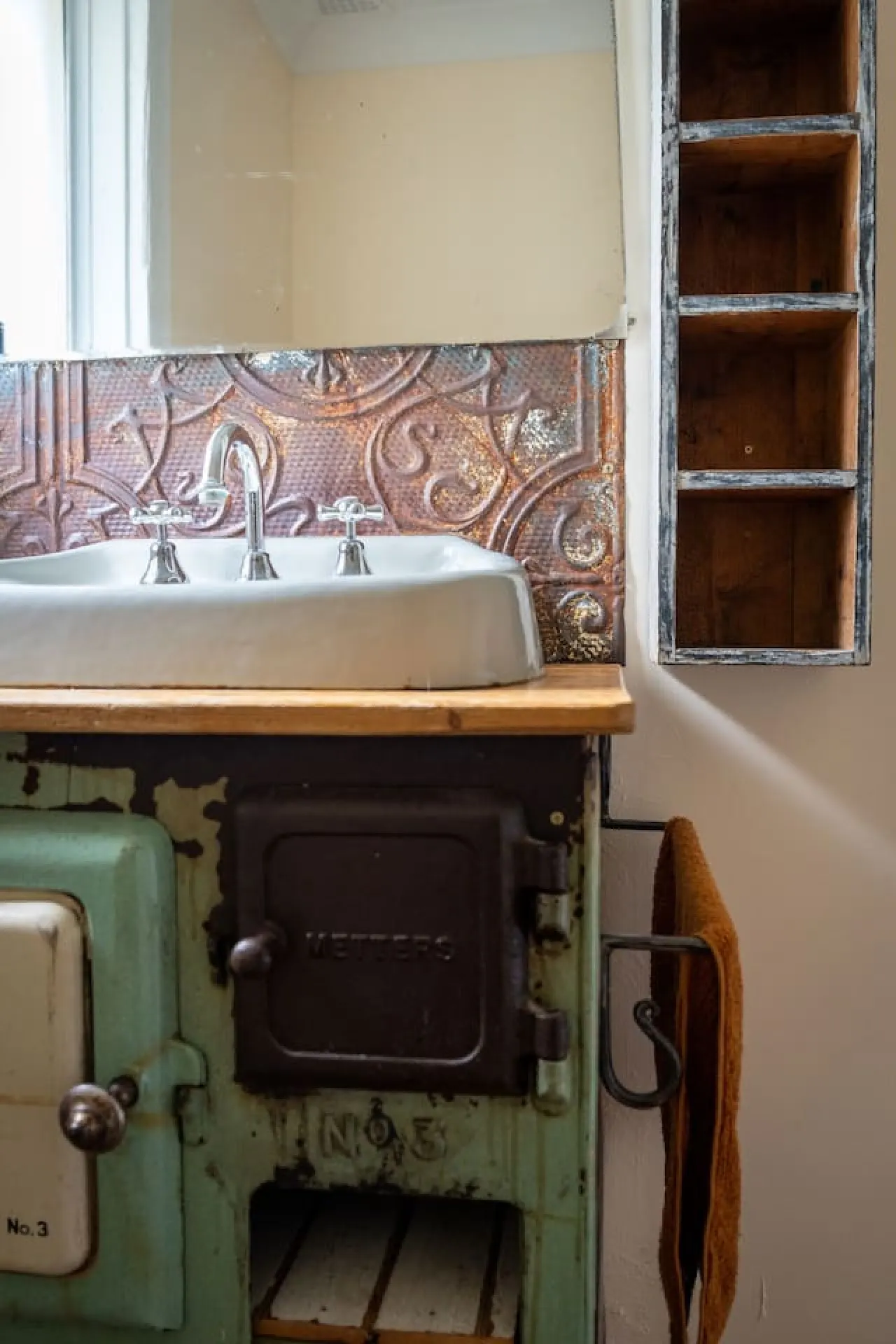 Leura Haven Homestead: Rustic Mountain Cottage 11