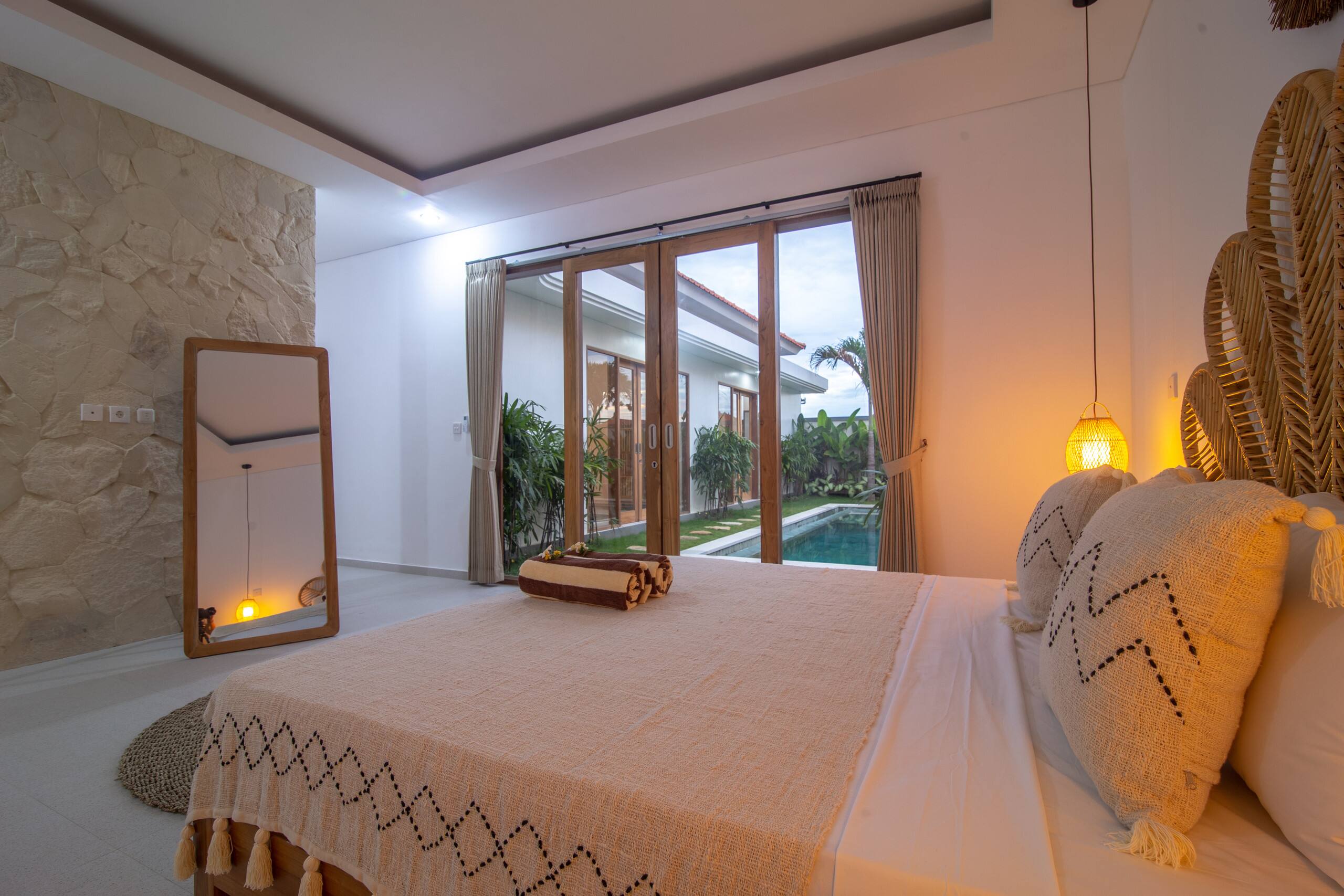 Simple & Magical Villas Almaya 2 37