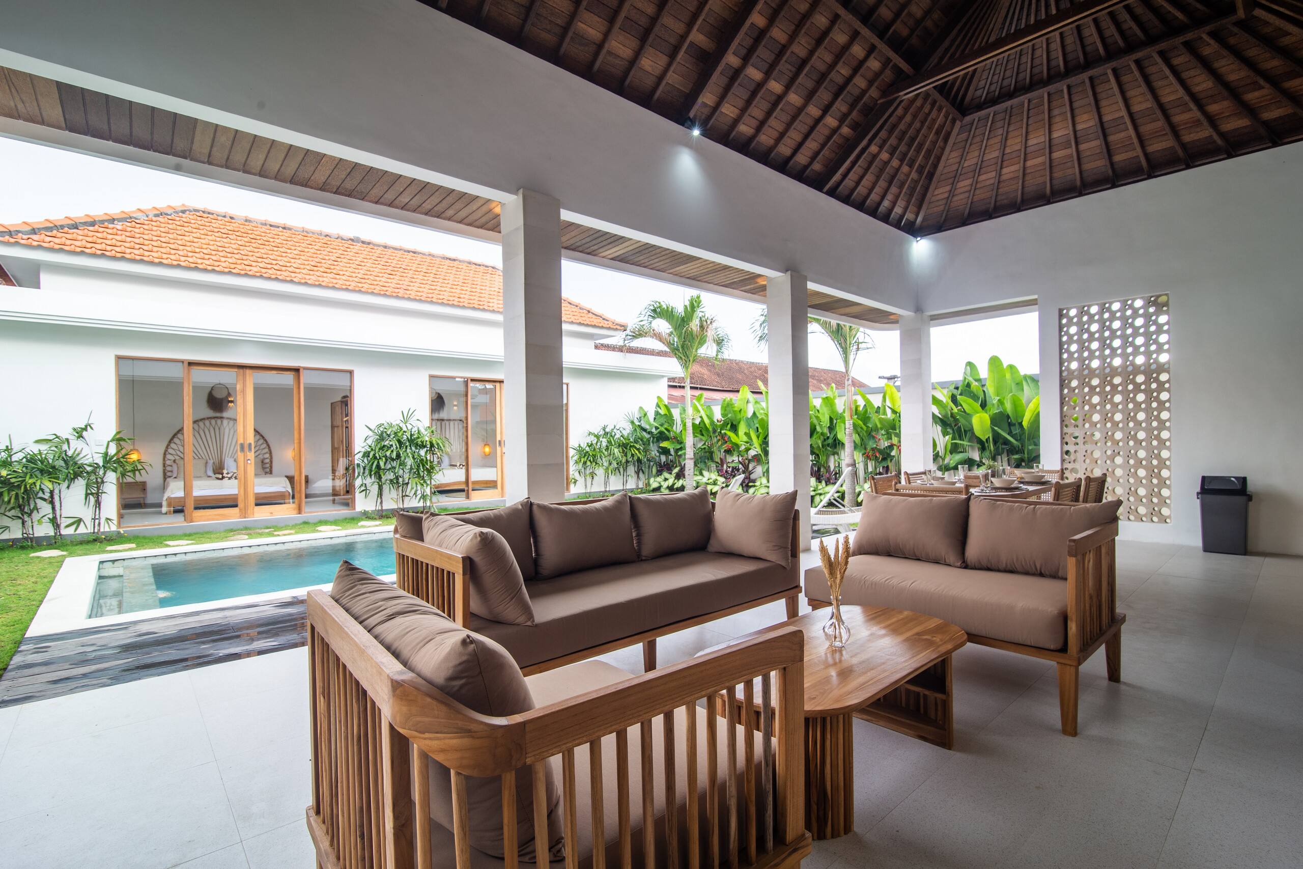 Simple & Magical Villas Almaya 2 11