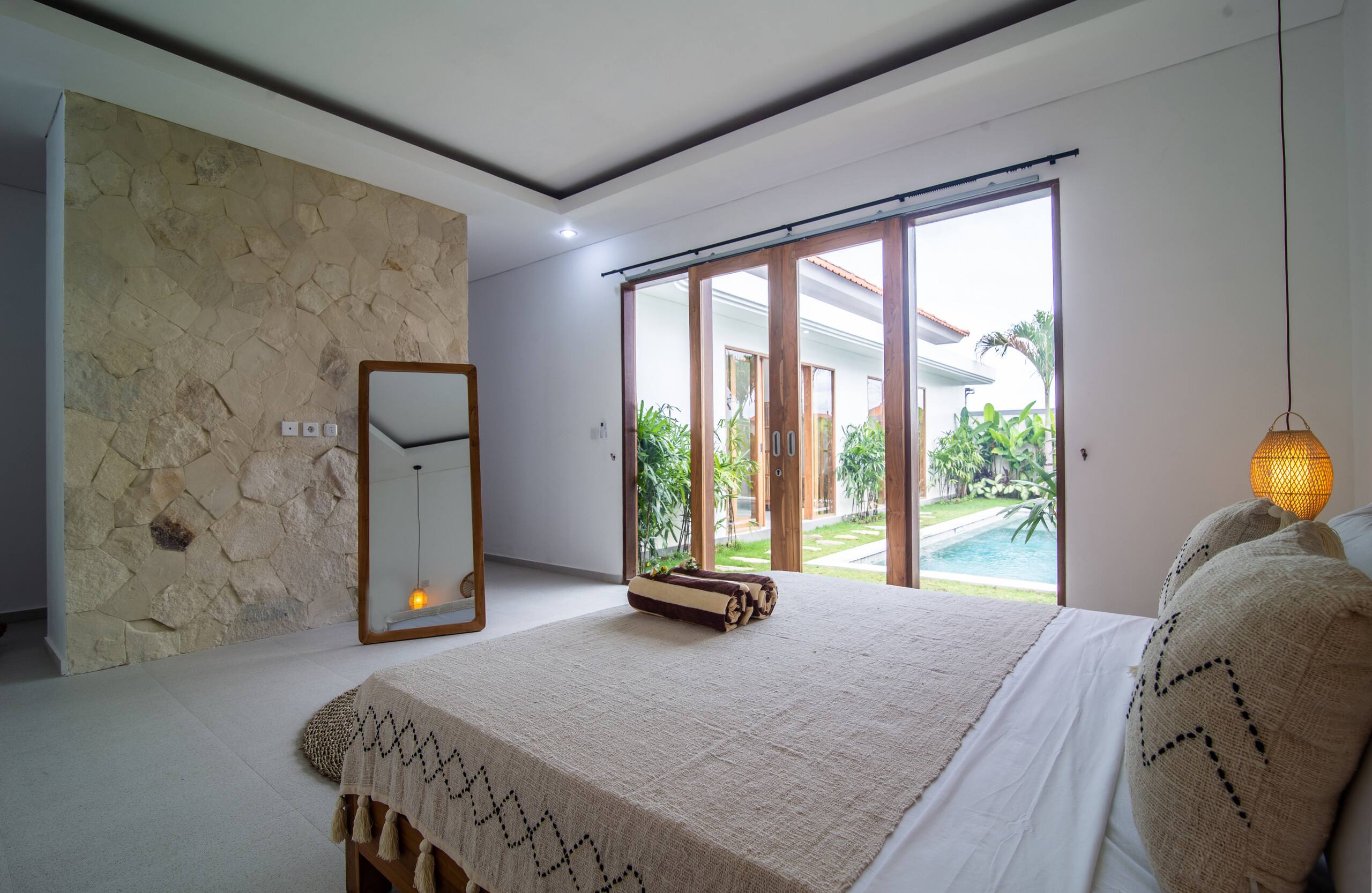 Simple & Magical Villas Almaya 2 17