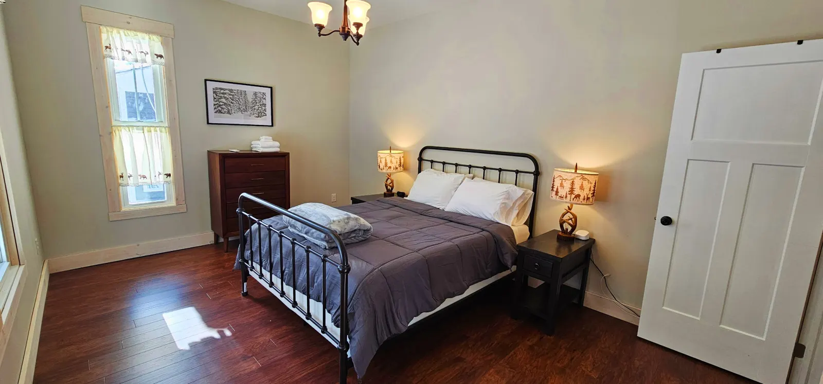 Pleasant Street Retreat 5