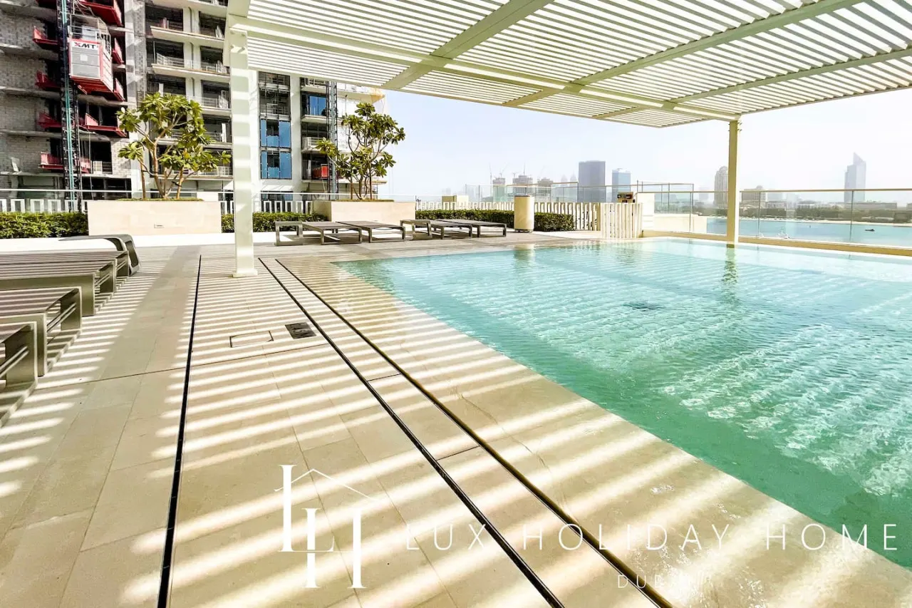LUX The Marina Vista Beachfront Suite 4 20