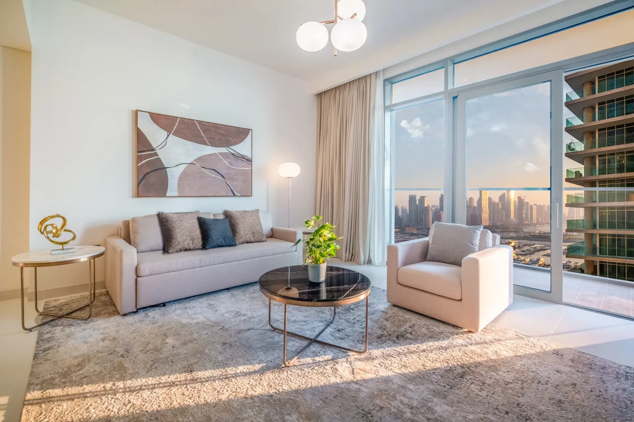 LUX The Marina Vista Beachfront Suite 4 5