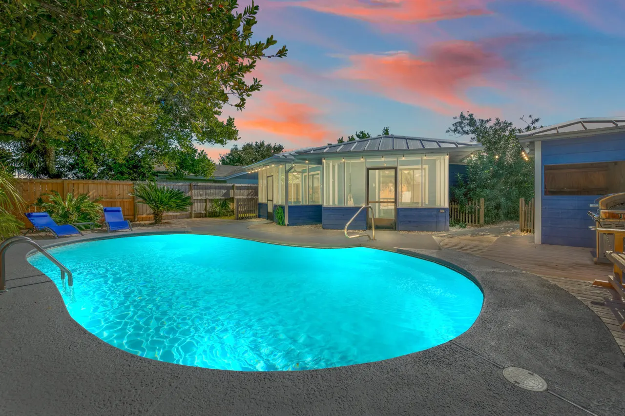 Blue Lagoon ~ Coastal Pool Oasis, Pet-Friendly & Near the Sand