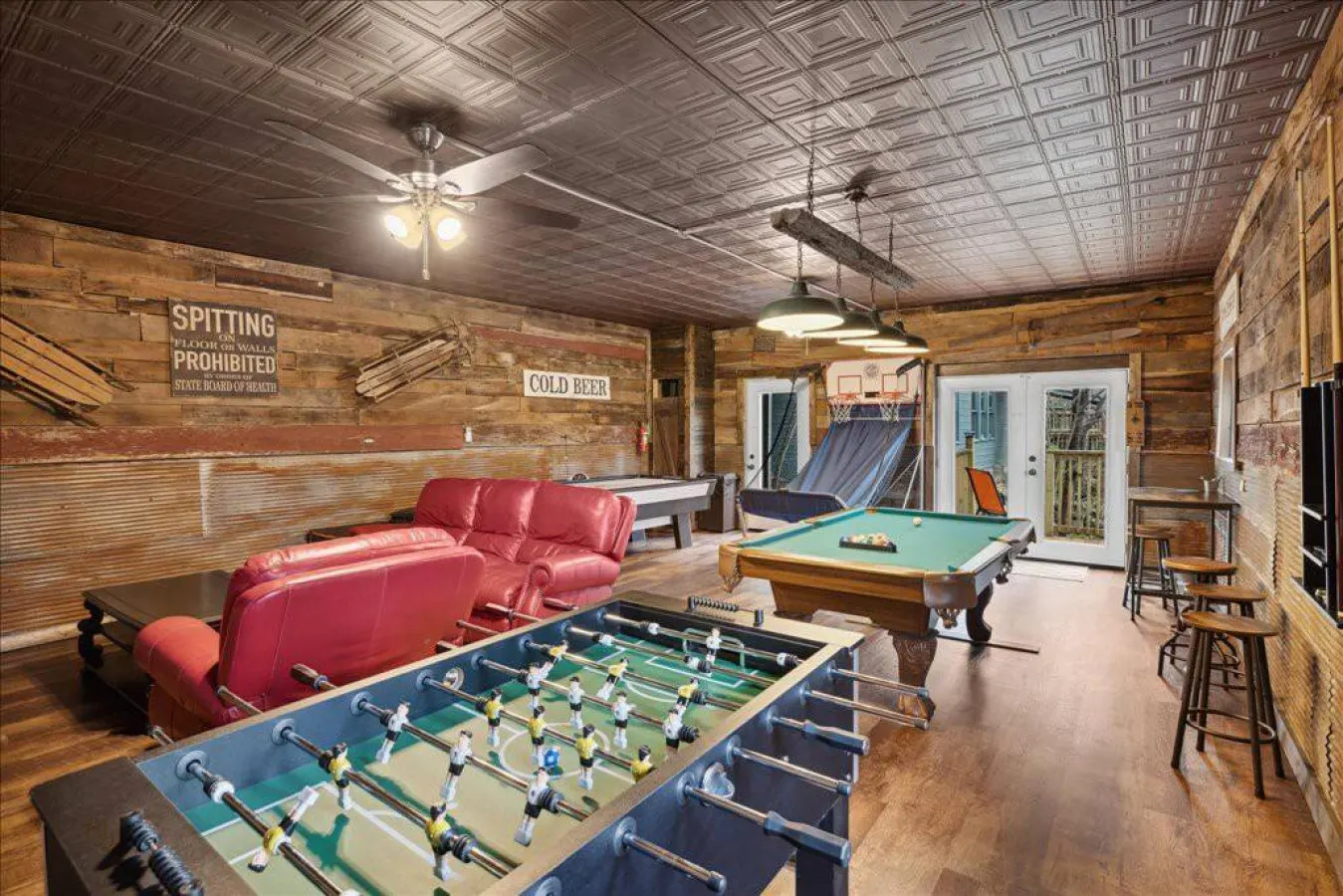 Whiskey Ridge Lodge ~ Cozy-Chic Cabin with Spa Tub & Sweeping Views — foto 3
