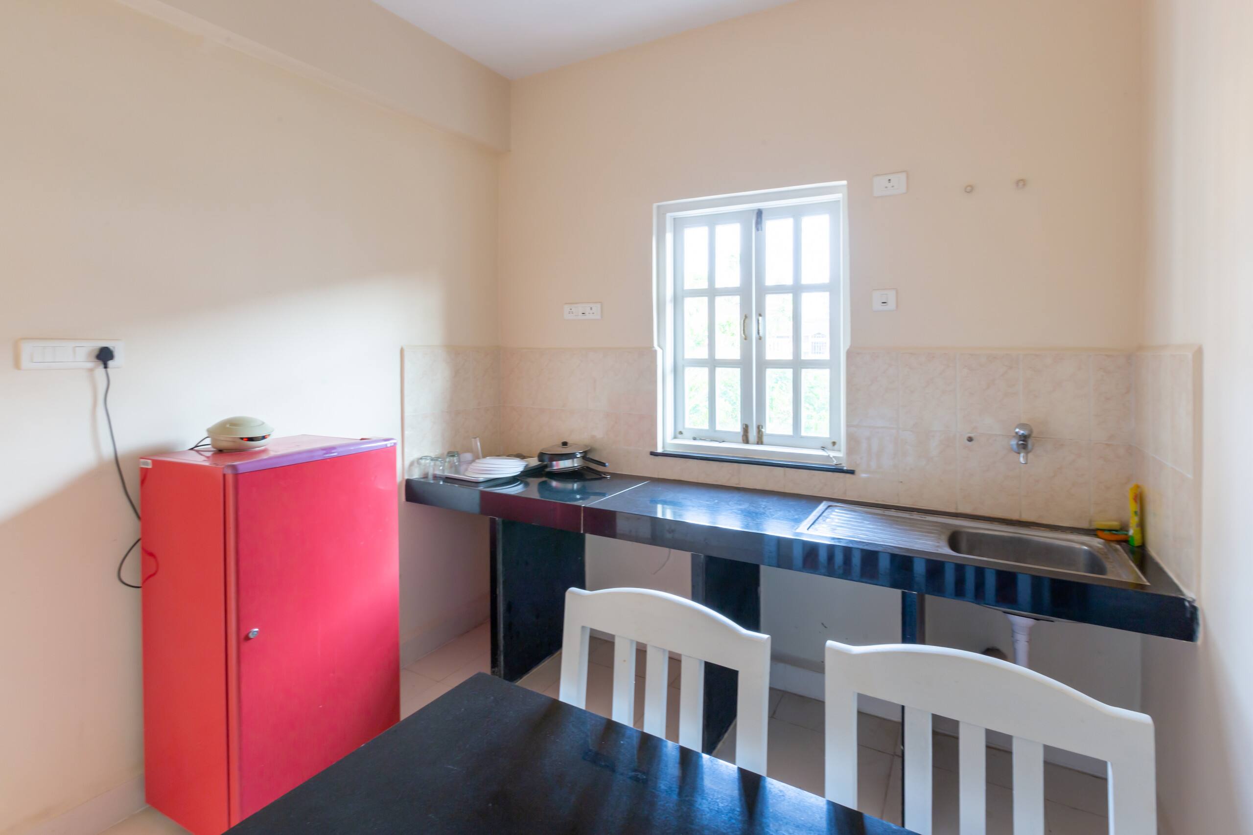3rd RoomzAway: Pool, Kitchen, Wi-Fi 12