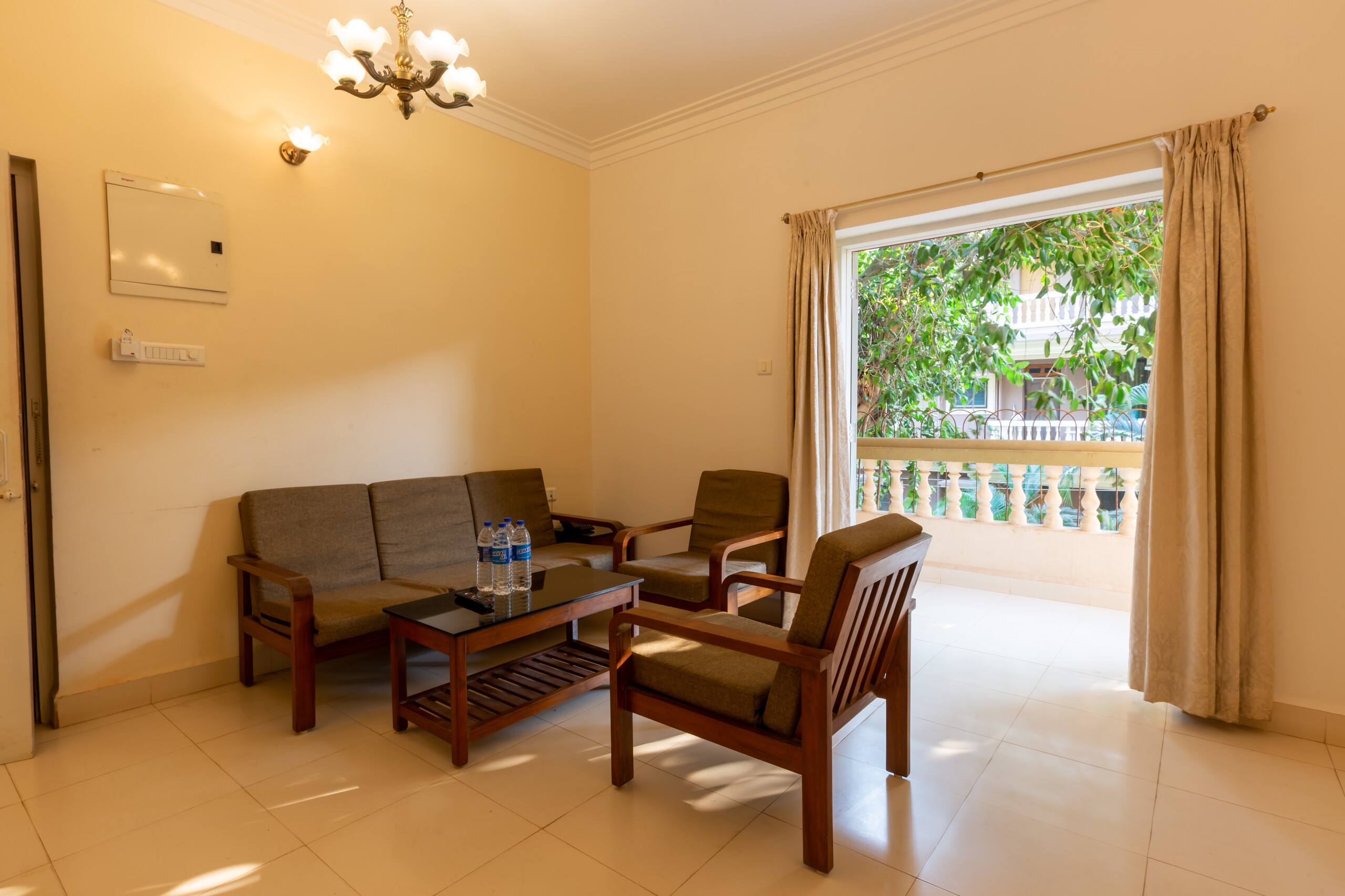 3rd RoomzAway: Pool, Kitchen, Wi-Fi 11