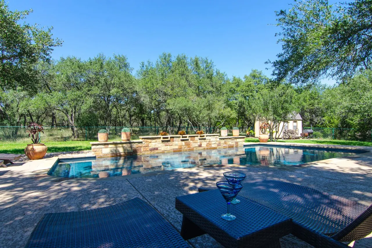 Private | Peaceful Retreat | Cozy Guesthouse with Pool — photo 3