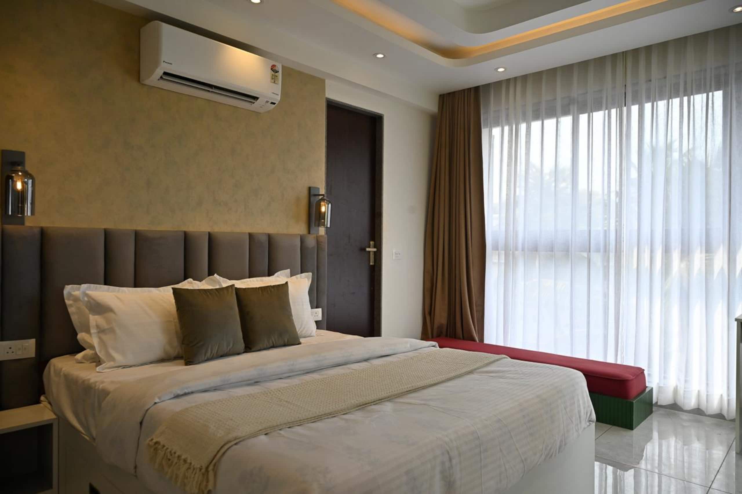 Casa luna | Roof top pool | Gym | 1km beach 11