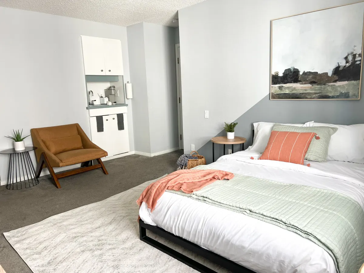 Cozy Studio in Greenwood Village 7