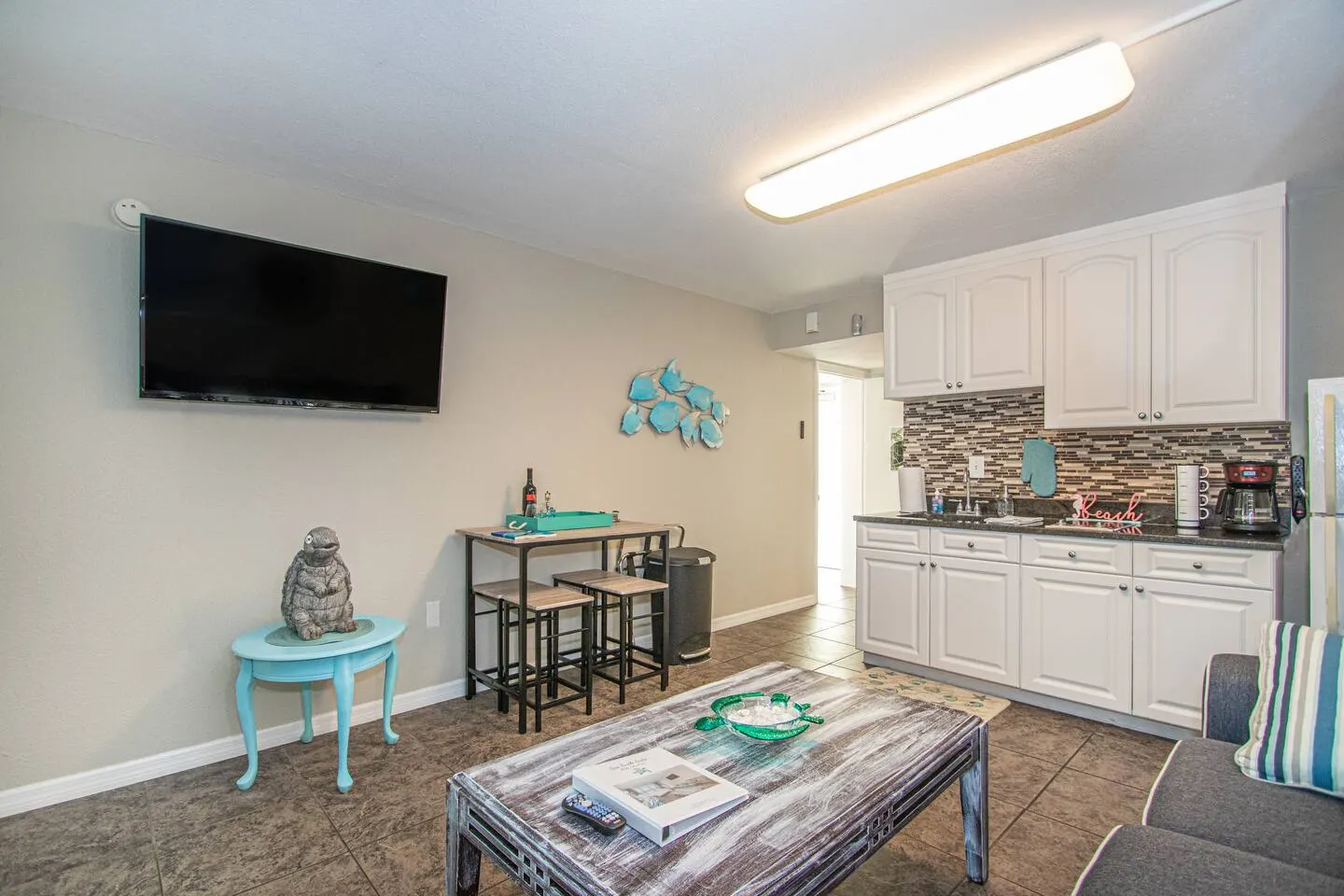 Treasure Island 2BR 2 Gulf-View Balconies 11