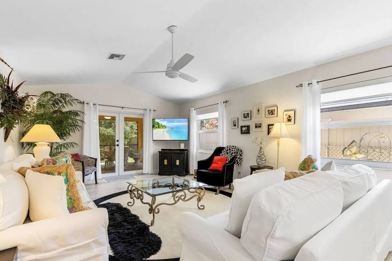 Spacious Naples Retreat Near Beaches