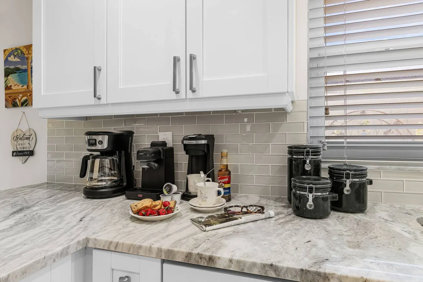 Spacious Naples Retreat Near Beaches 9