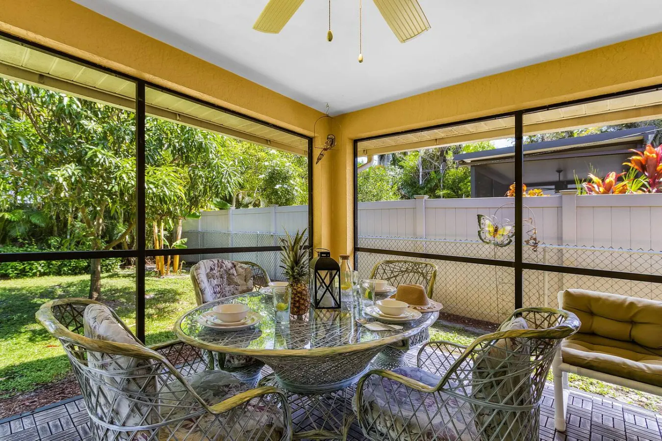 Spacious Naples Retreat Near Beaches 11