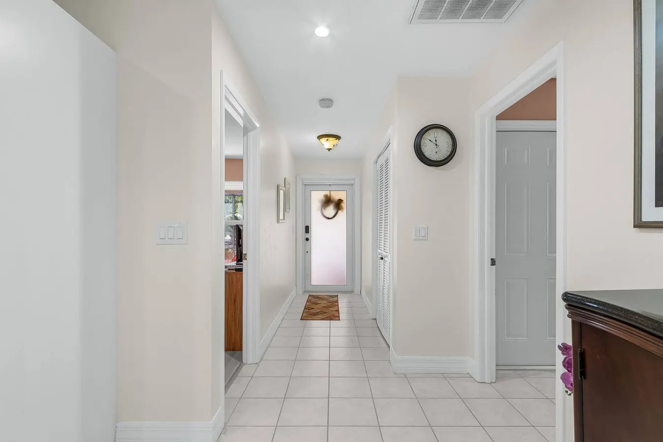Spacious Naples Retreat Near Beaches 8