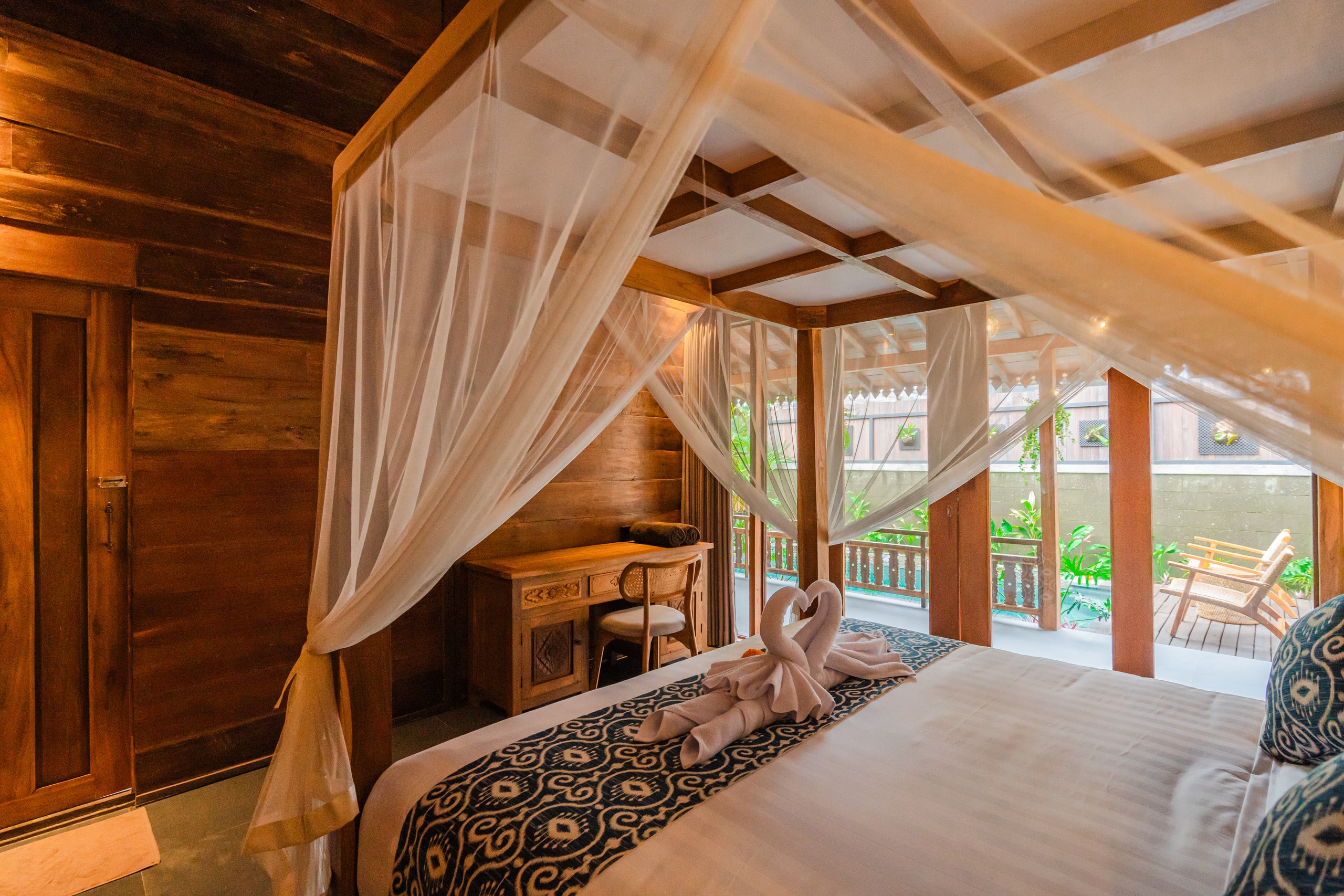 New 1 bedroom Wooden style warm in Ubud — photo 3