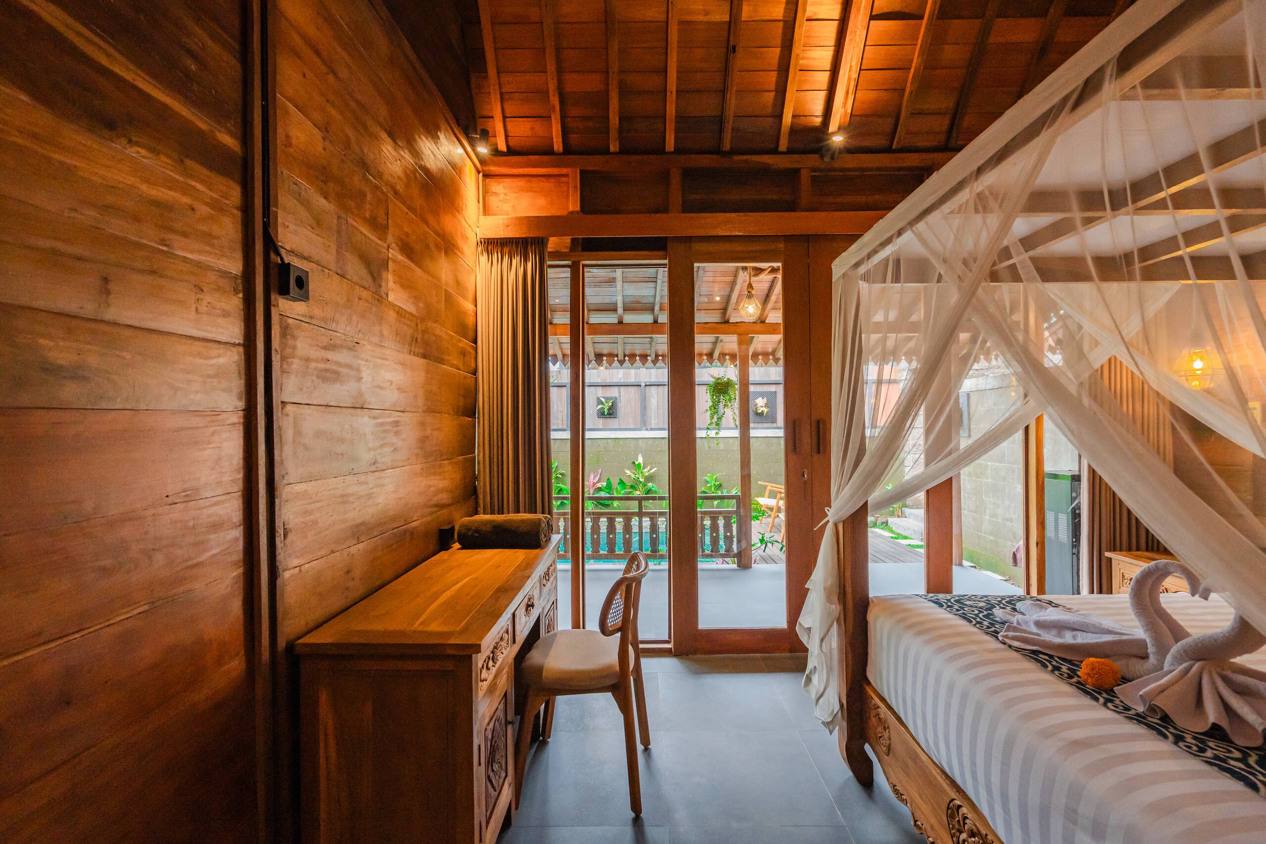 New 1 bedroom Wooden style warm in Ubud 12
