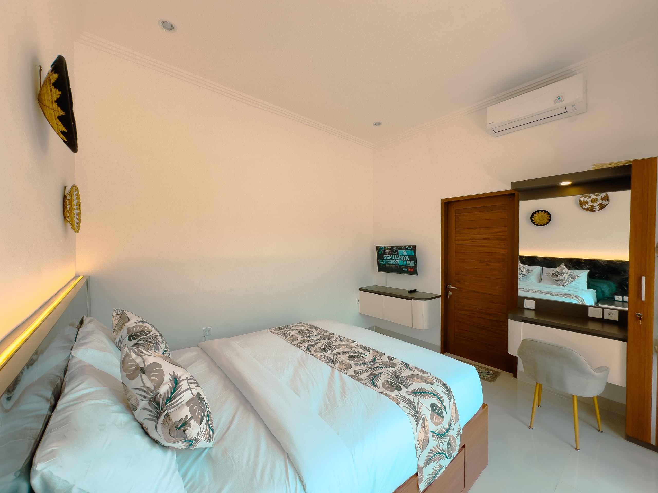 The Arya Villa Lovina - Private 11