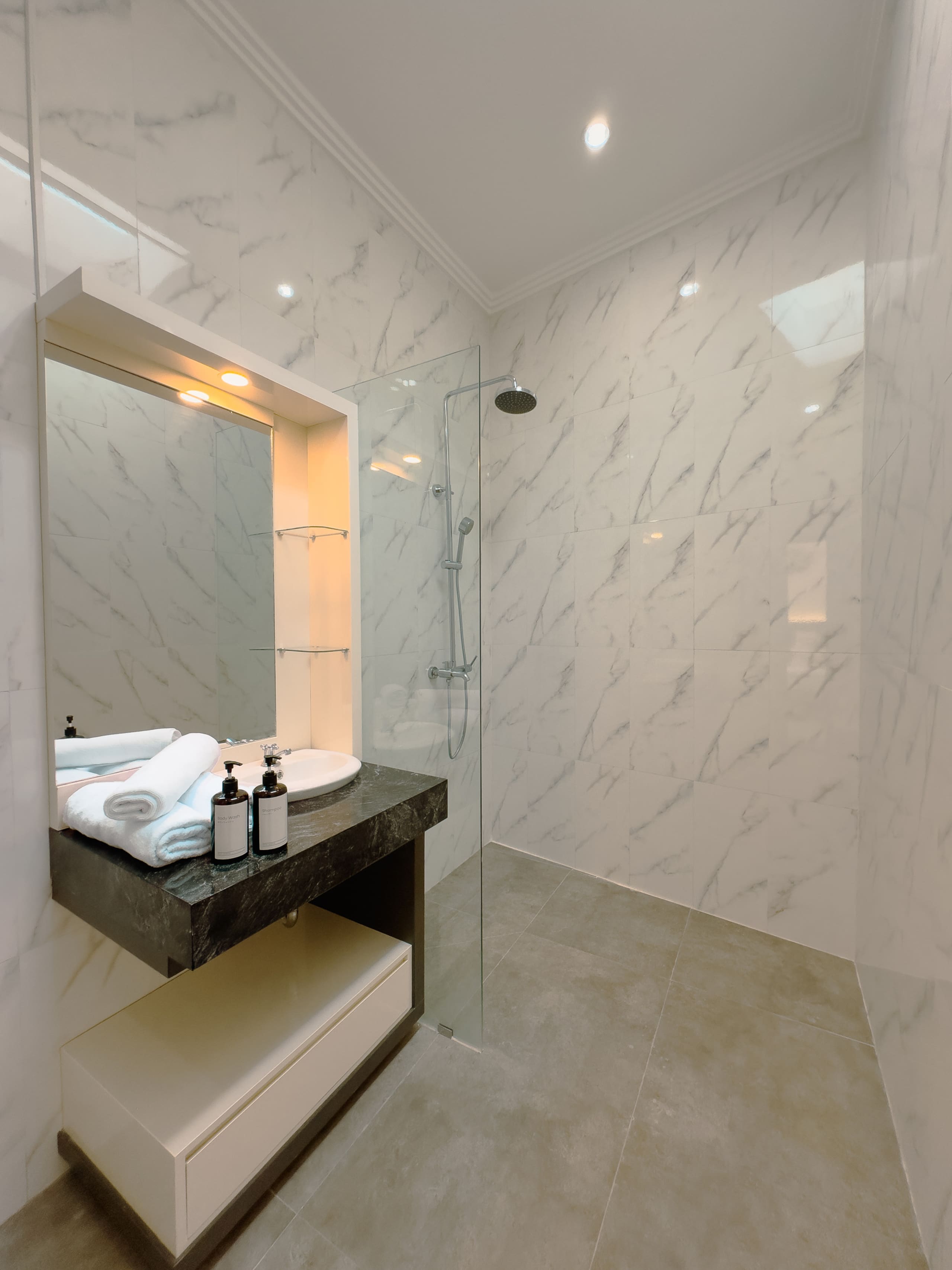 The Arya Villa Lovina - Private 25