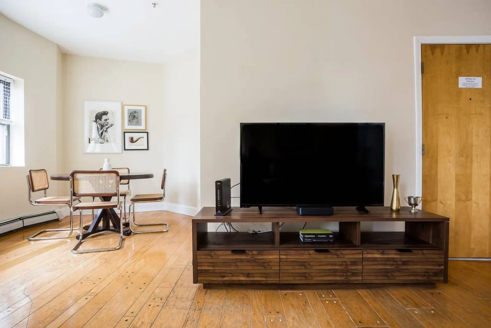 Beautiful 1BR on Top Floor in Downtown Boston 13