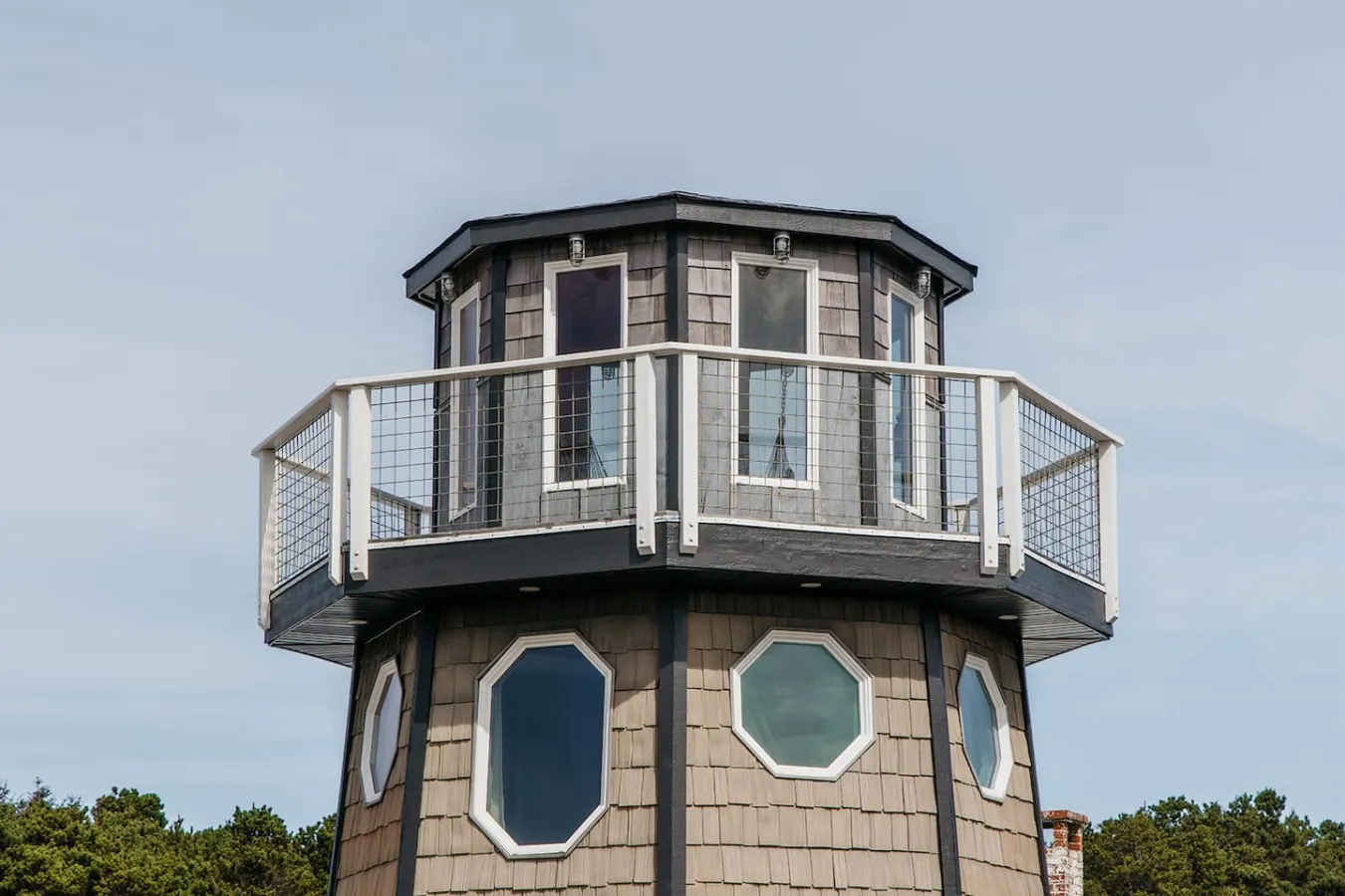 Lighthouse on the Beach with Hot Tub & Fire Pit 10
