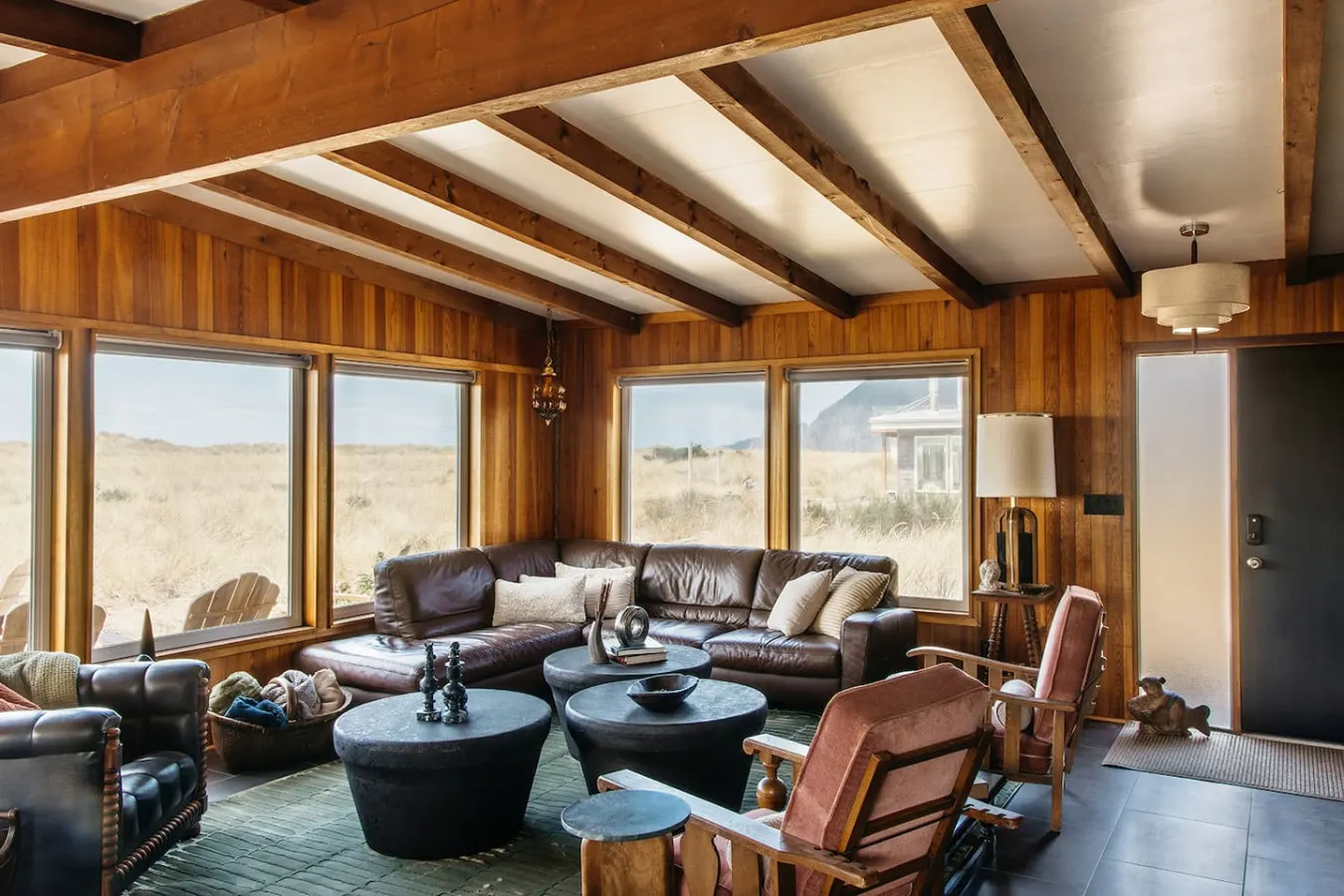 Lighthouse on the Beach with Hot Tub & Fire Pit 17