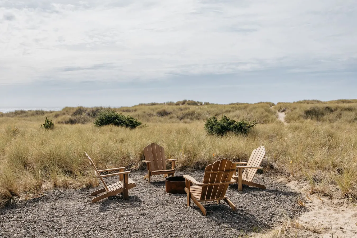 Lighthouse on the Beach with Hot Tub & Fire Pit 6