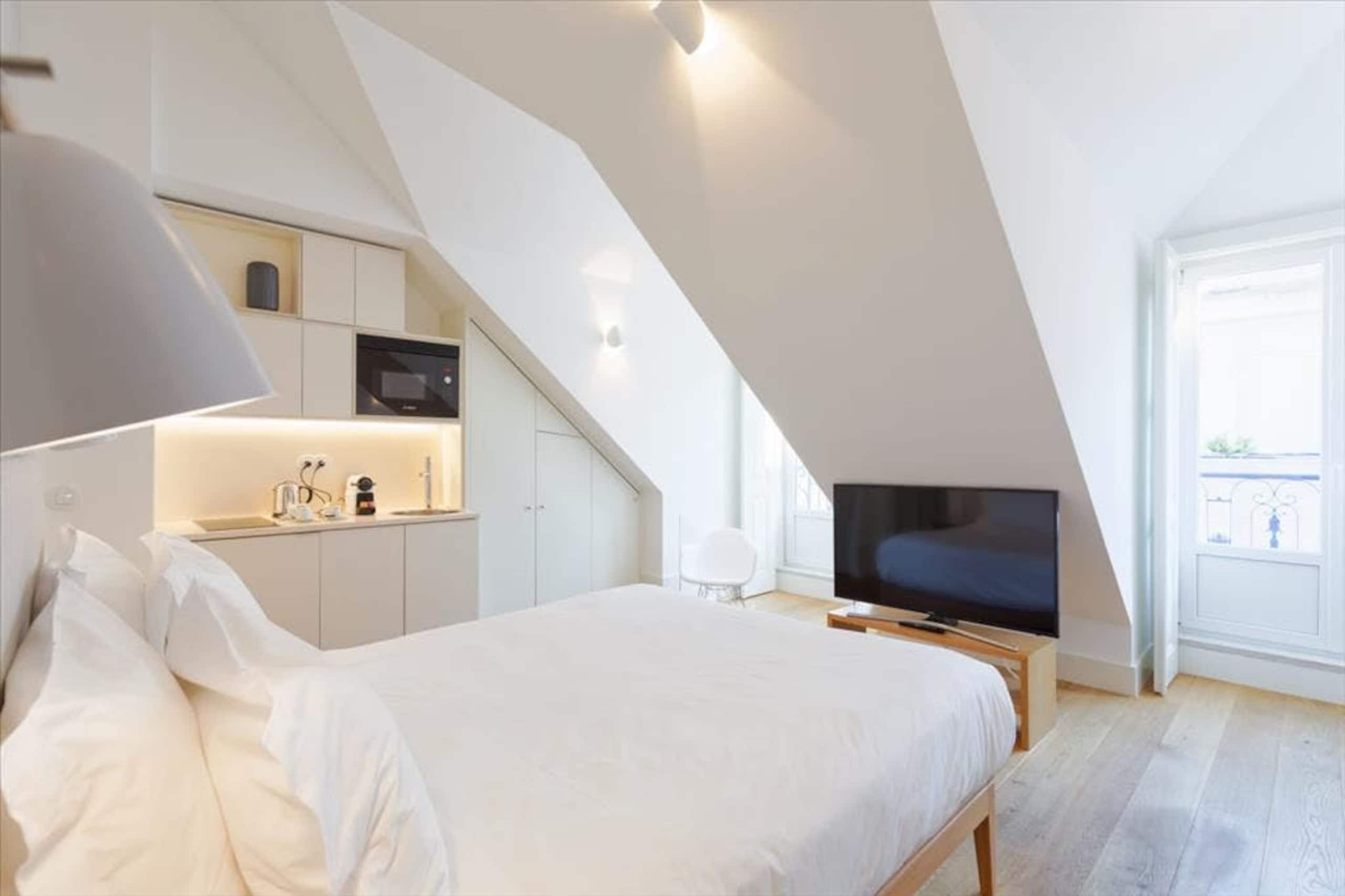 Boutique Chiado Suites, Premium Room - Double Bed 3