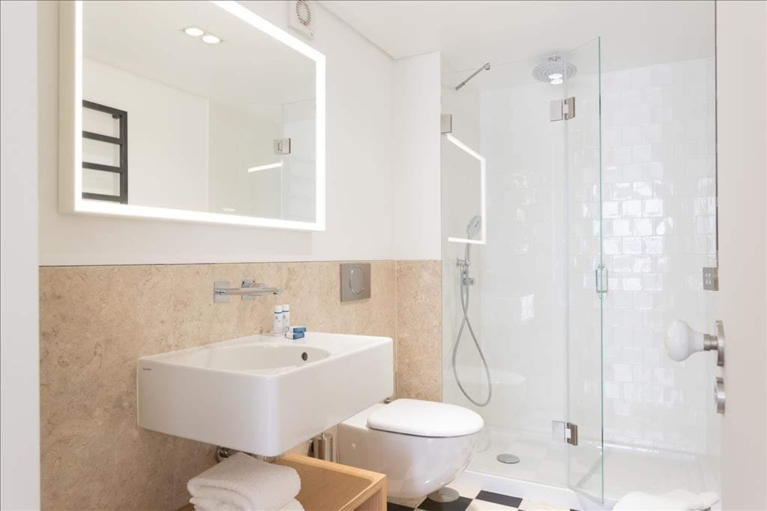 Boutique Chiado Suites, Premium Room - Double Bed 8