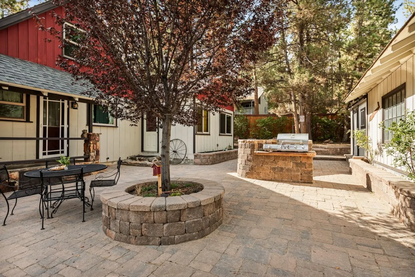 Maple Hill Haus Cabin w/ Patio & BBQ, Near Trails 9