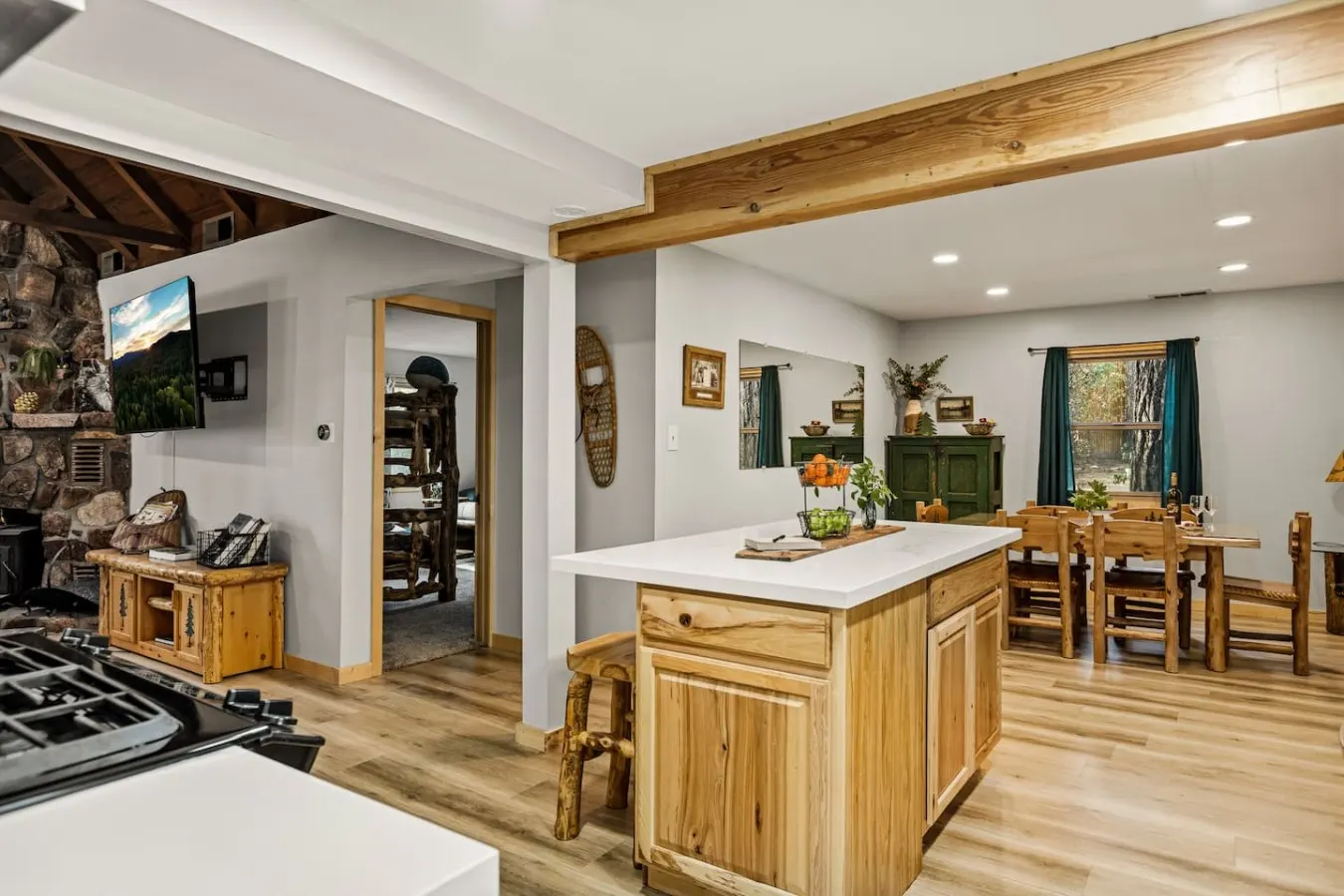 Maple Hill Haus Cabin w/ Patio & BBQ, Near Trails 20