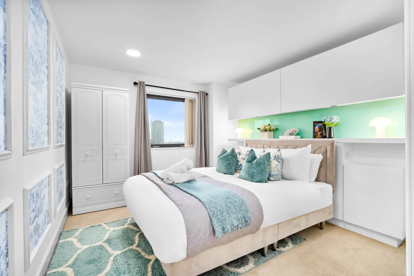 Luxury Apartment - City Centre - Parking - Balcony 2