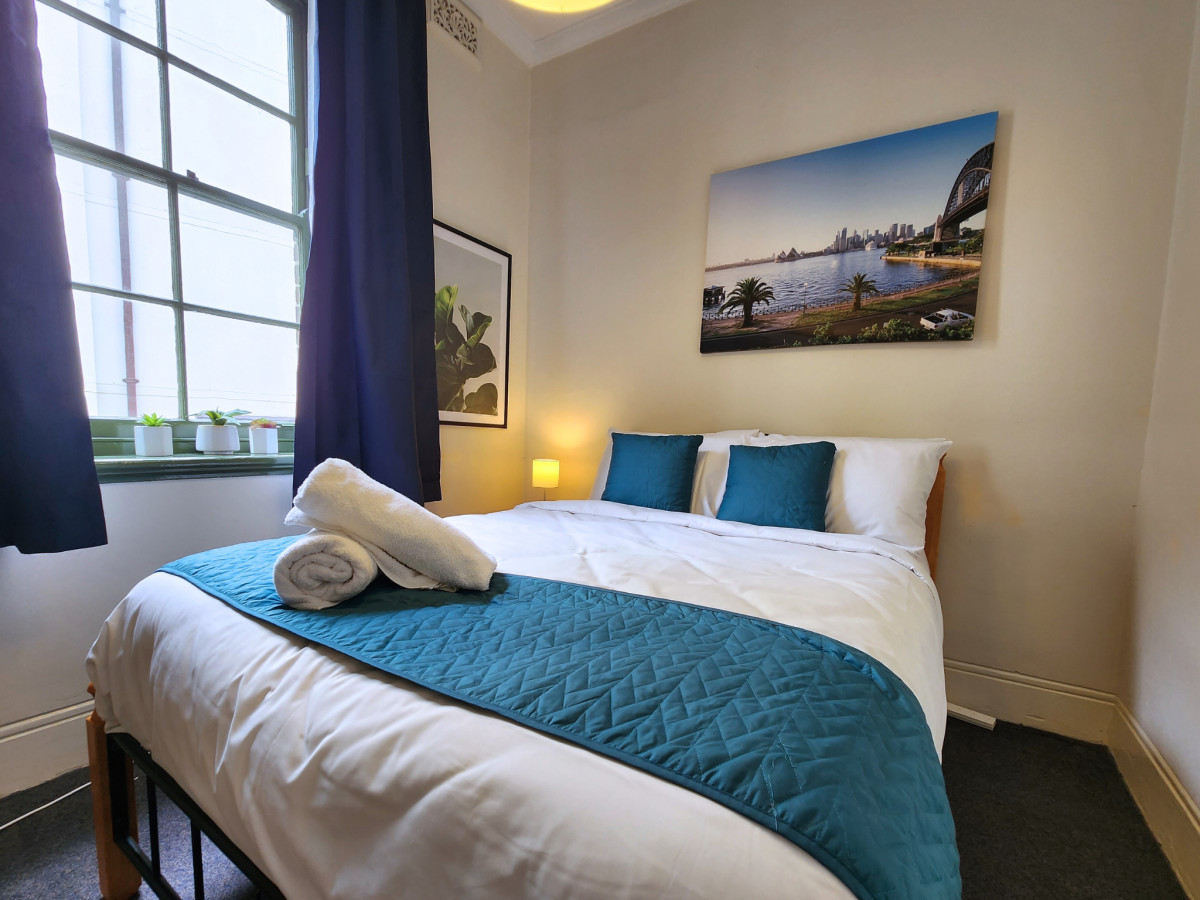 Discover Charming 2BR Unit The Rocks