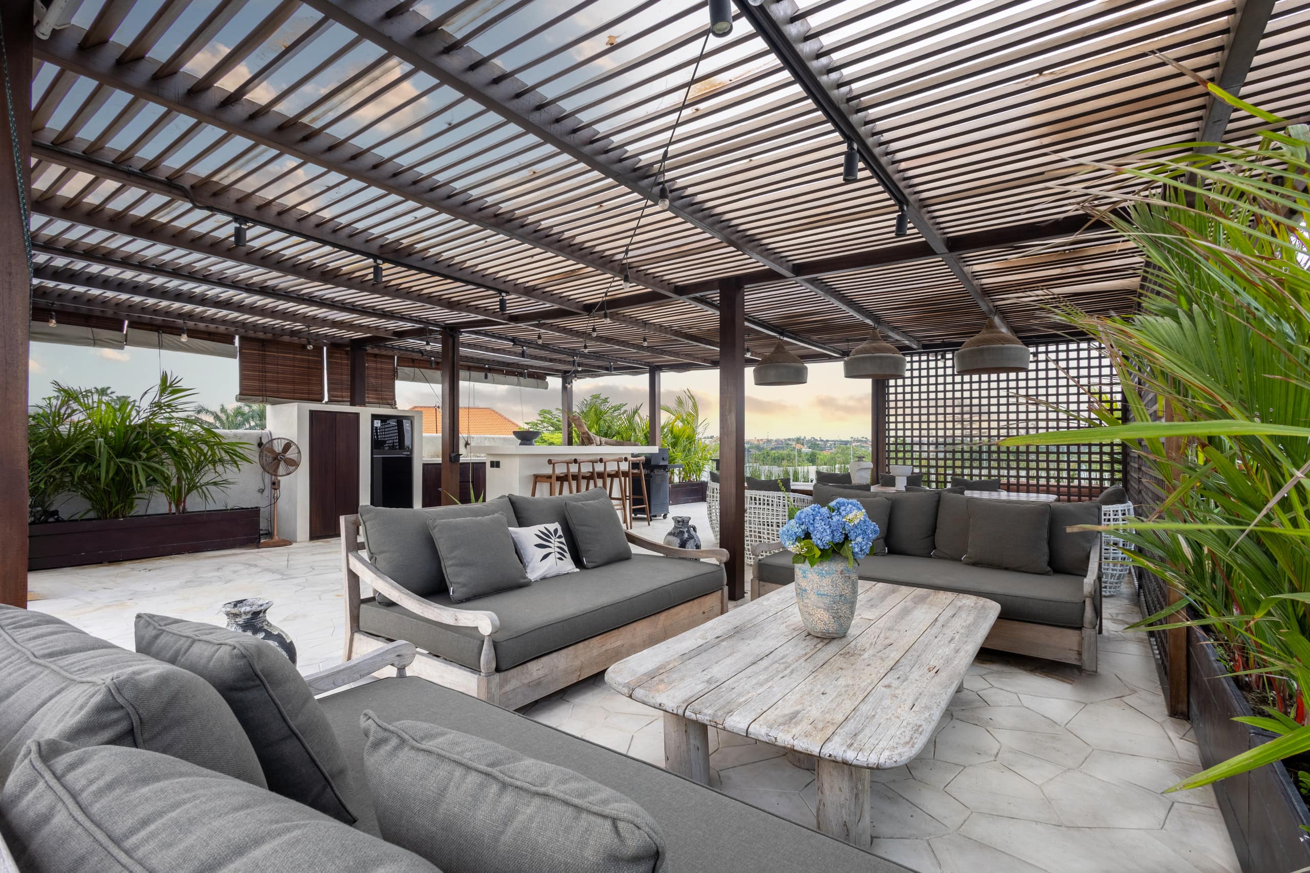 Lux 3BR Rooftop BBQ | near FINNS Atlas | Berawa 32