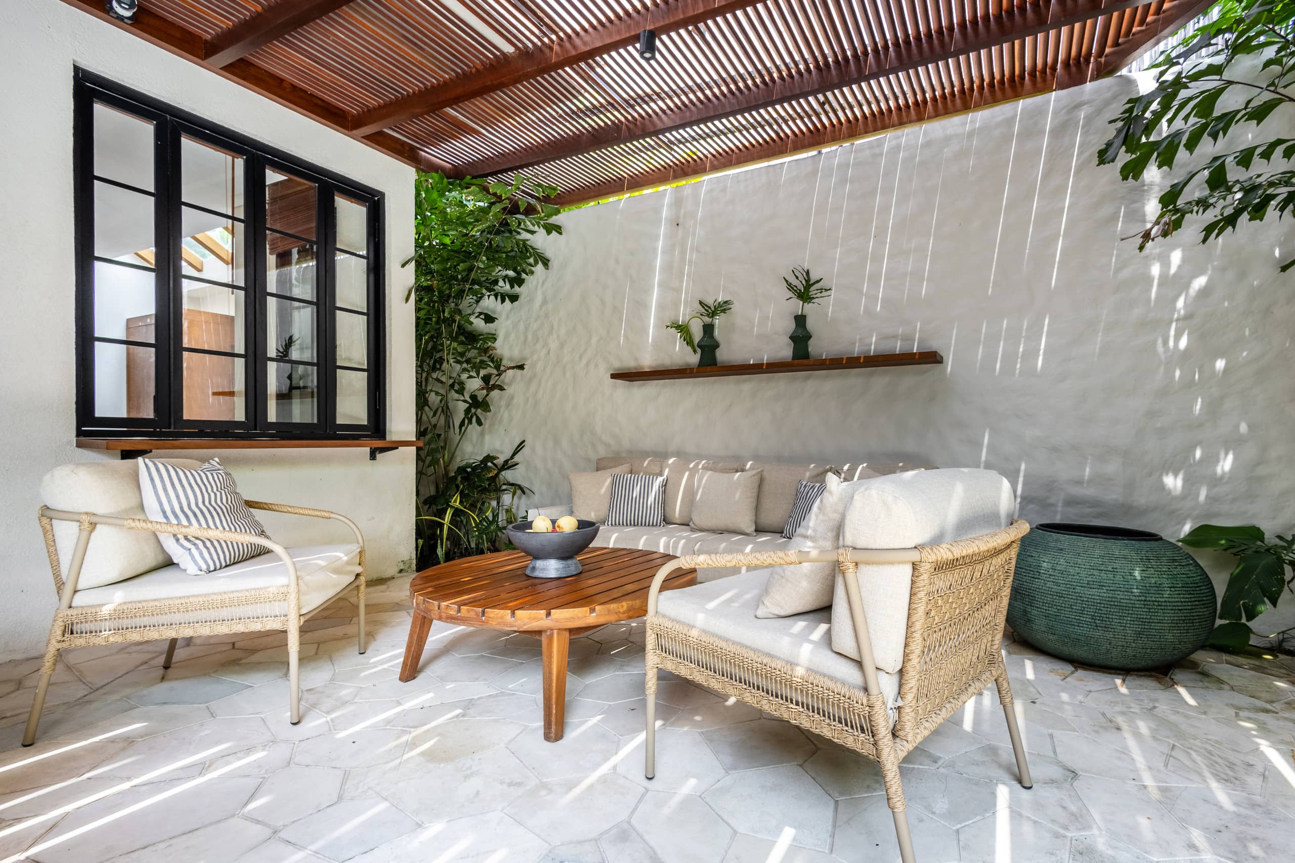 Lux 3BR Rooftop BBQ | near FINNS Atlas | Berawa 26
