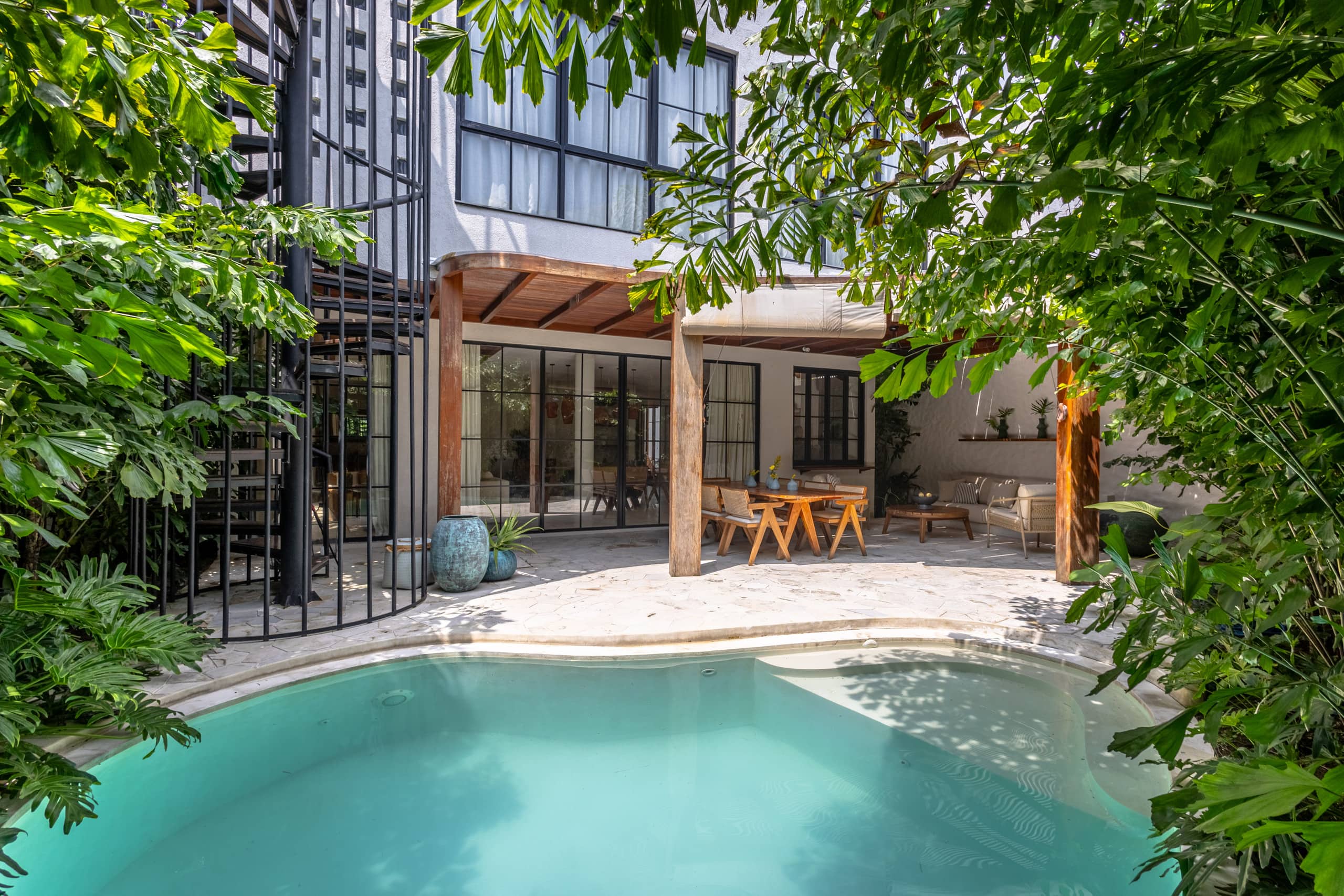 Lux 3BR Rooftop BBQ | near FINNS Atlas | Berawa — photo 3