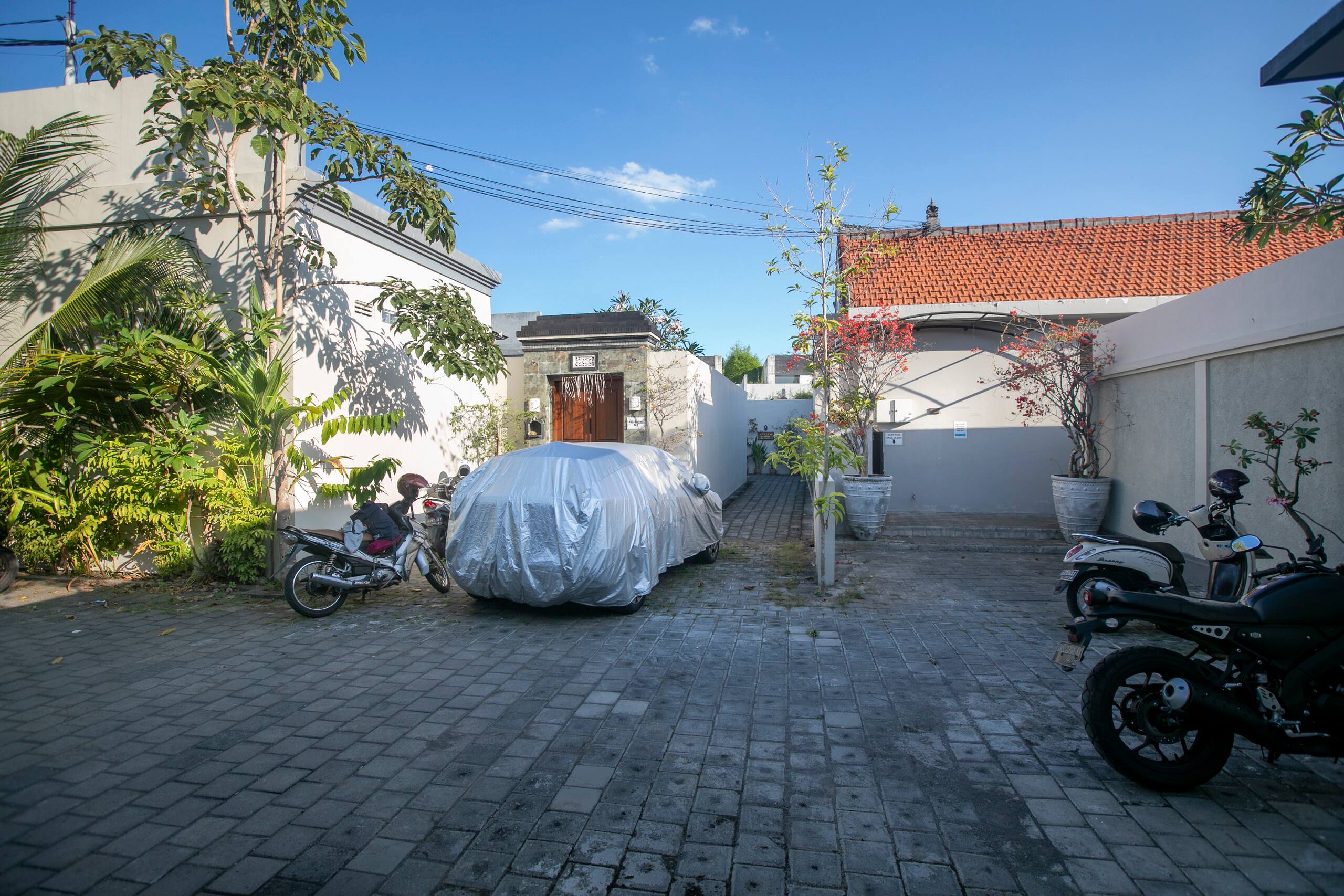 Urban Retreat: Steps away frm Eat Street, Seminyak