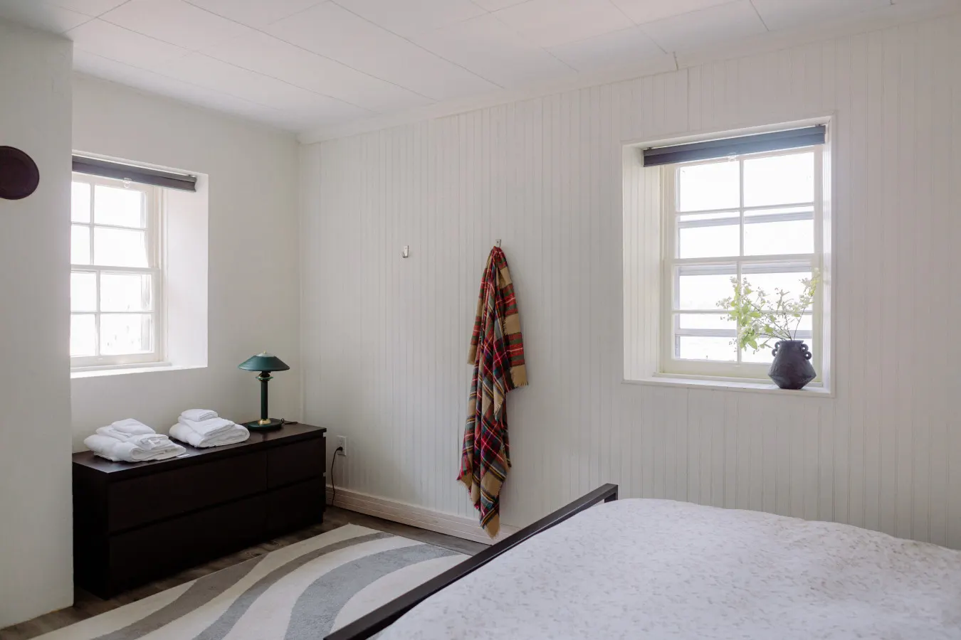 The Granary Flat - Lakeside, Historic Stone Mill 16
