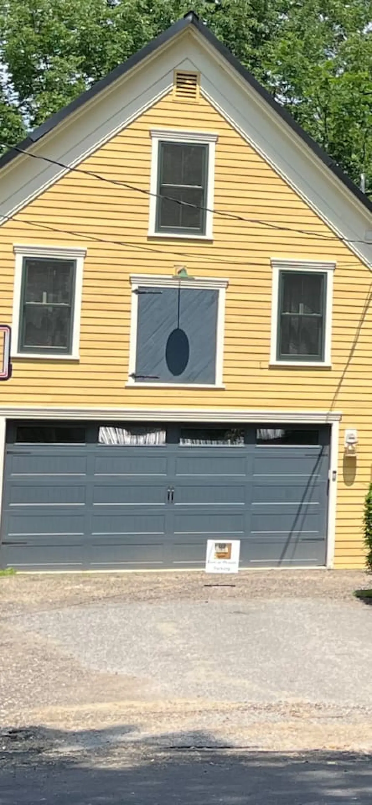 Barn on Pleasant- walk to town-no cleaning fee 20