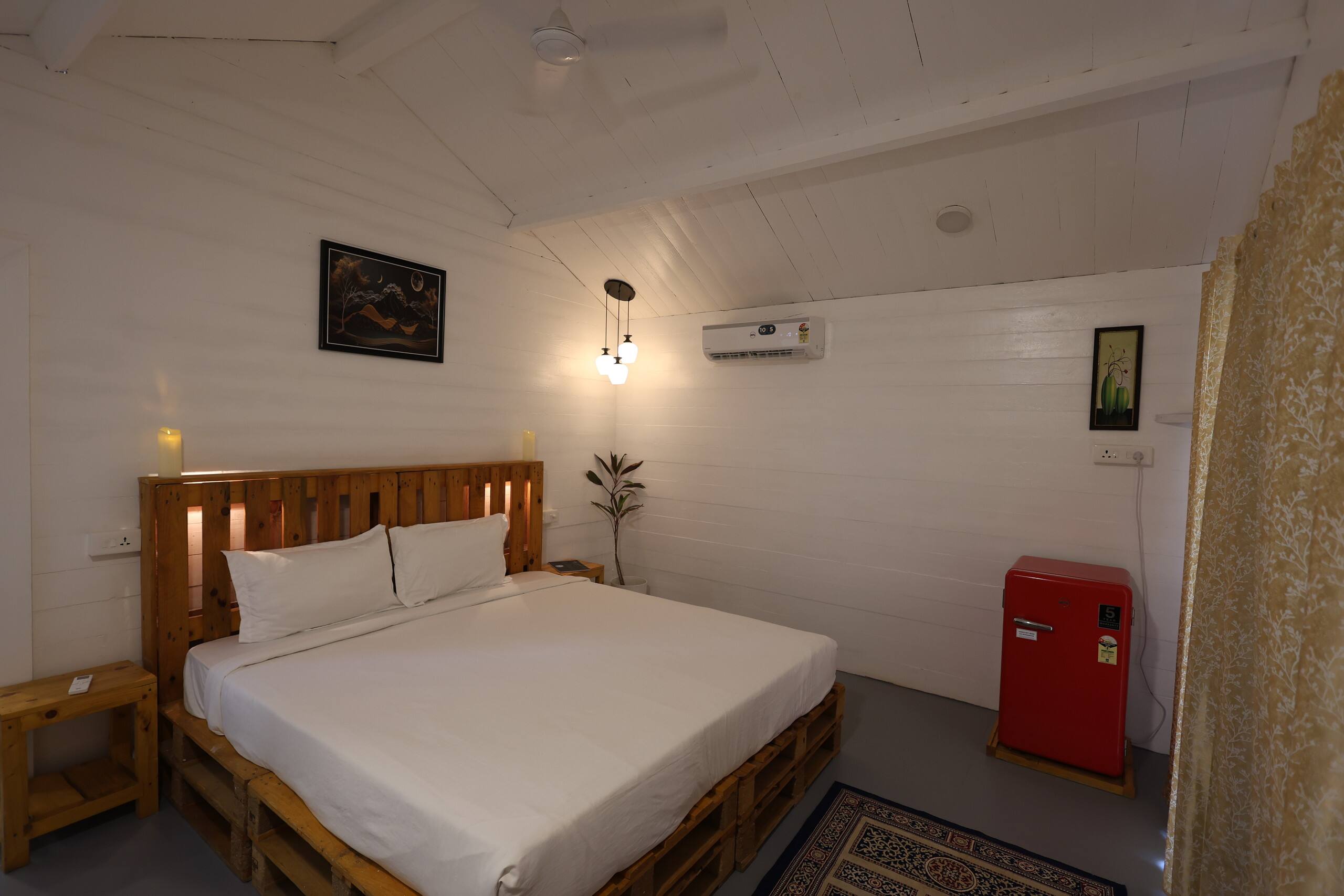 Wooden AC Cottage|On the Palolem Beach|Fast WiFi| 10