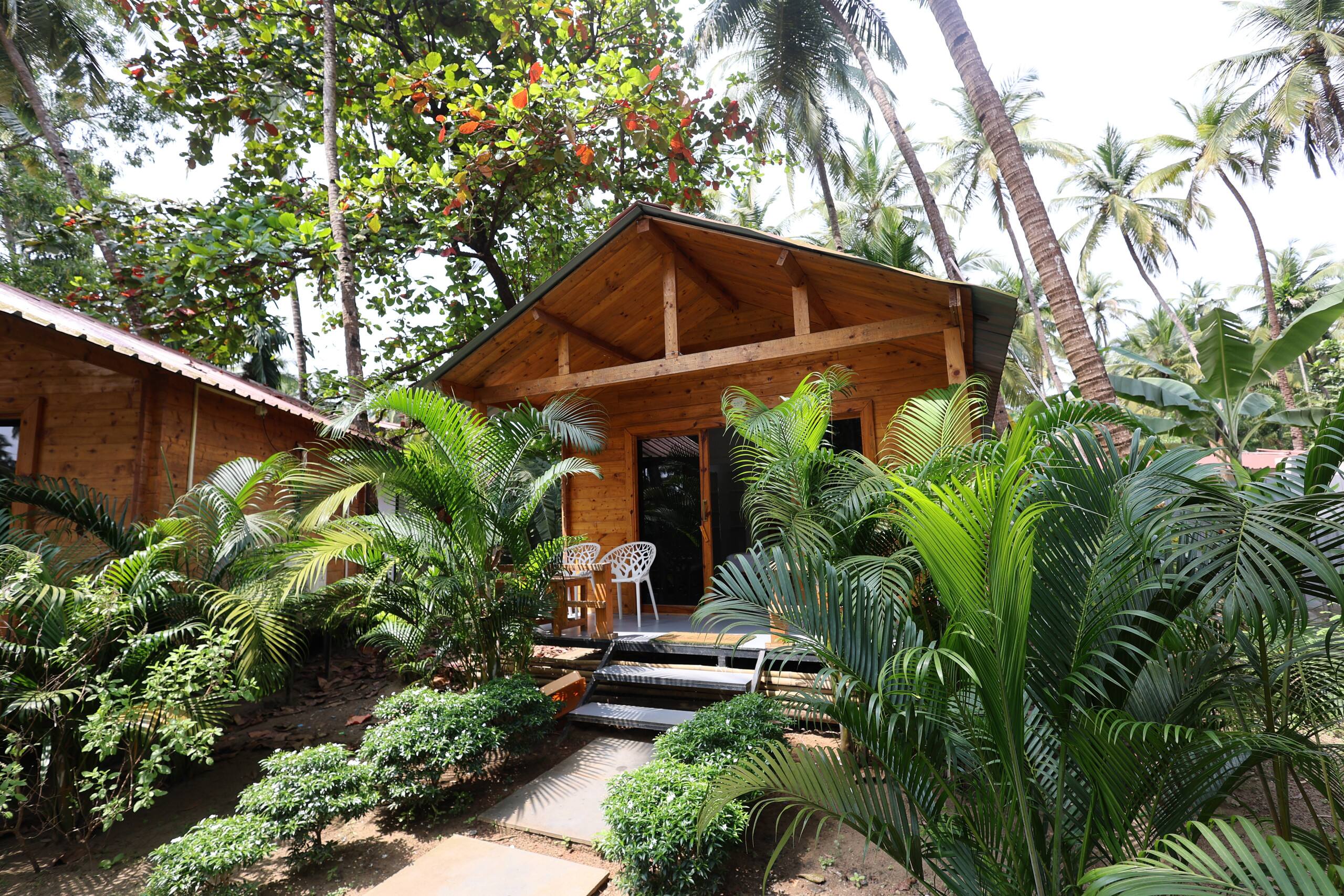 Wooden AC Cottage|On the Palolem Beach|Fast WiFi| 17