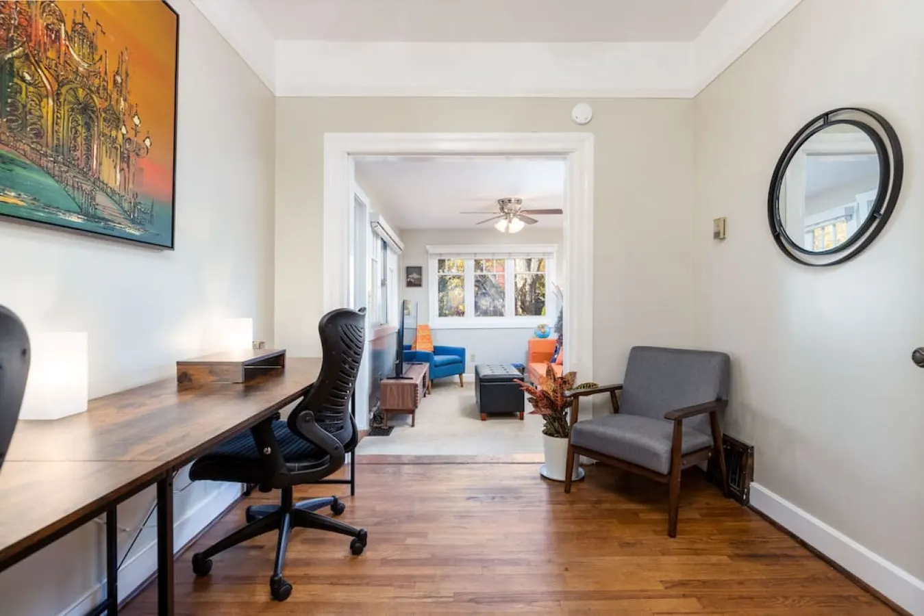 Historic Avenues Downtown w/ Dedicated Workspace — photo 4
