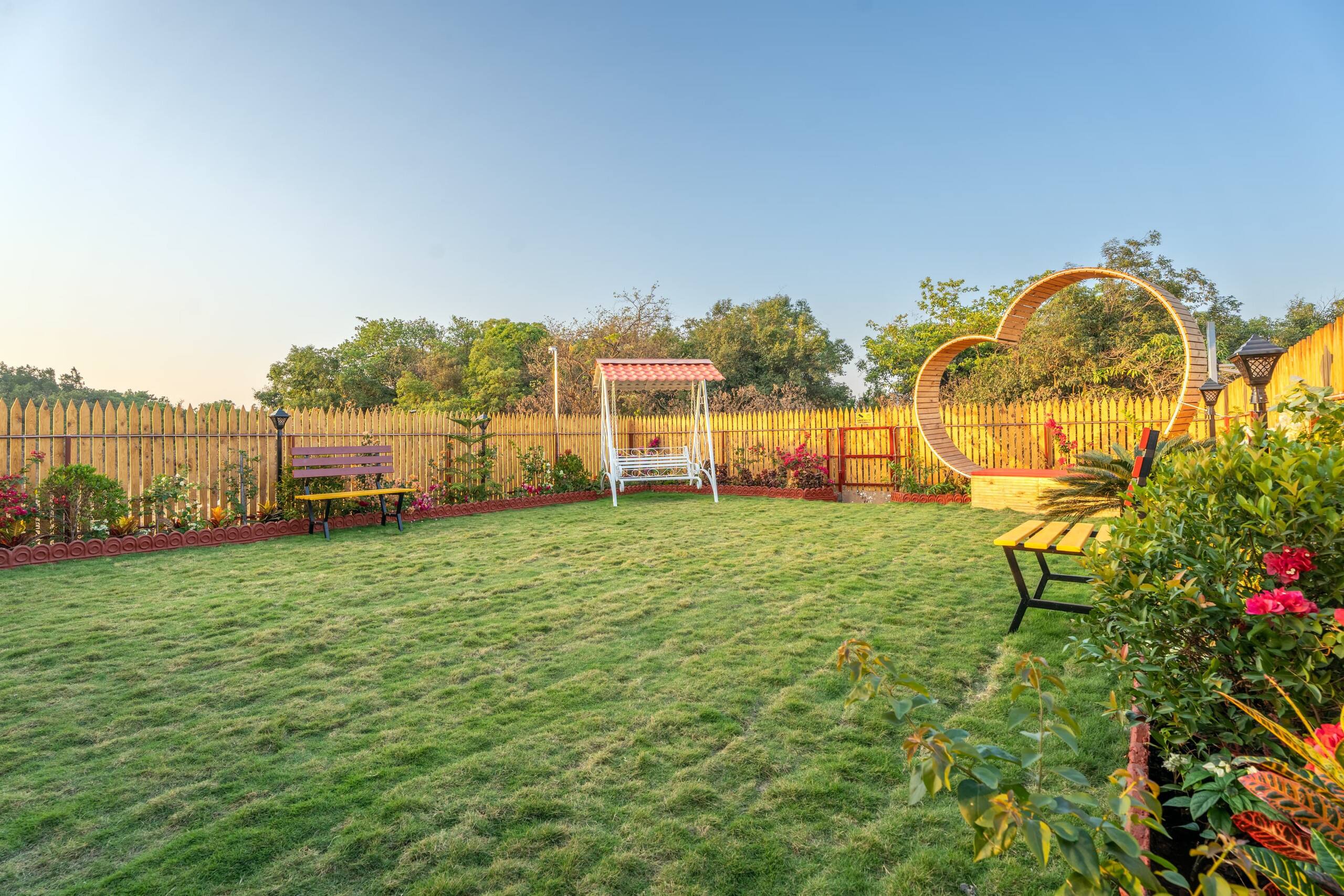 LoveDale 2BHK by TensorStays 24